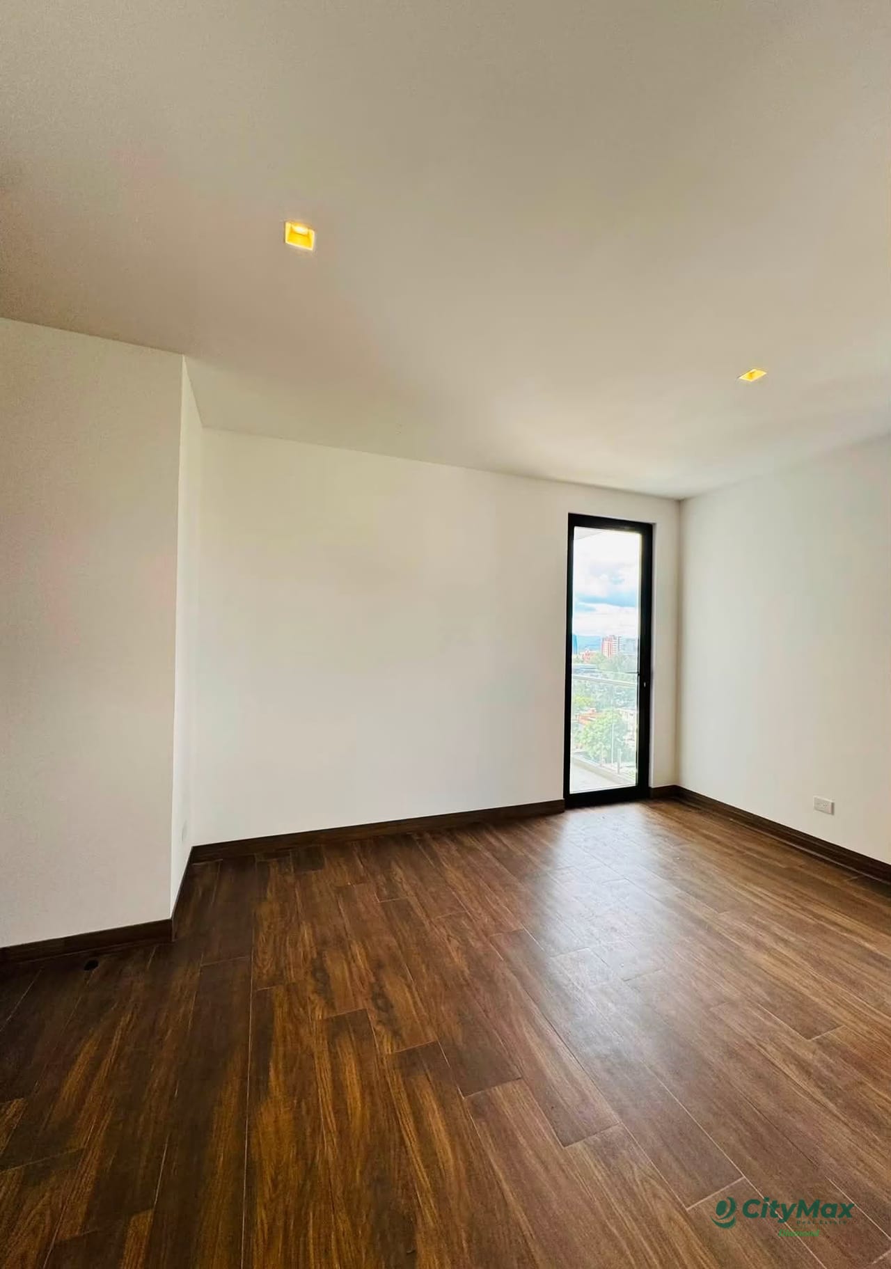 Apartamento en venta zona 15 Vista hermosa 2 — Apartamento en Venta en Vila Quince, Zona 15, Guatemala, Ciudad — foto 3 de 12
