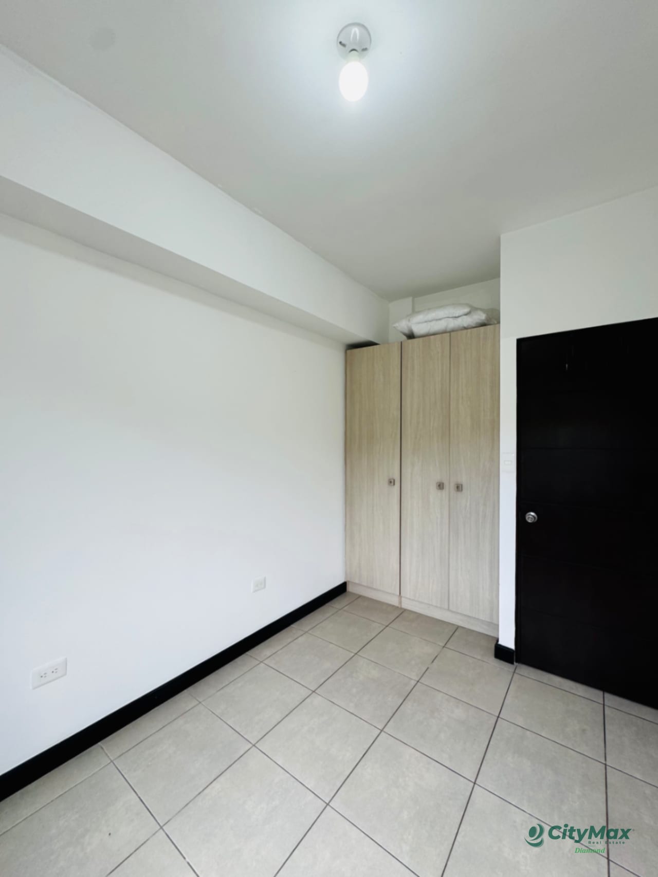 Apartamento amueblado en renta zona 16 — Apartamento en Alquiler en Hexa Cañada 16, Zona 16, Guatemala, Ciudad — foto 14 de 17