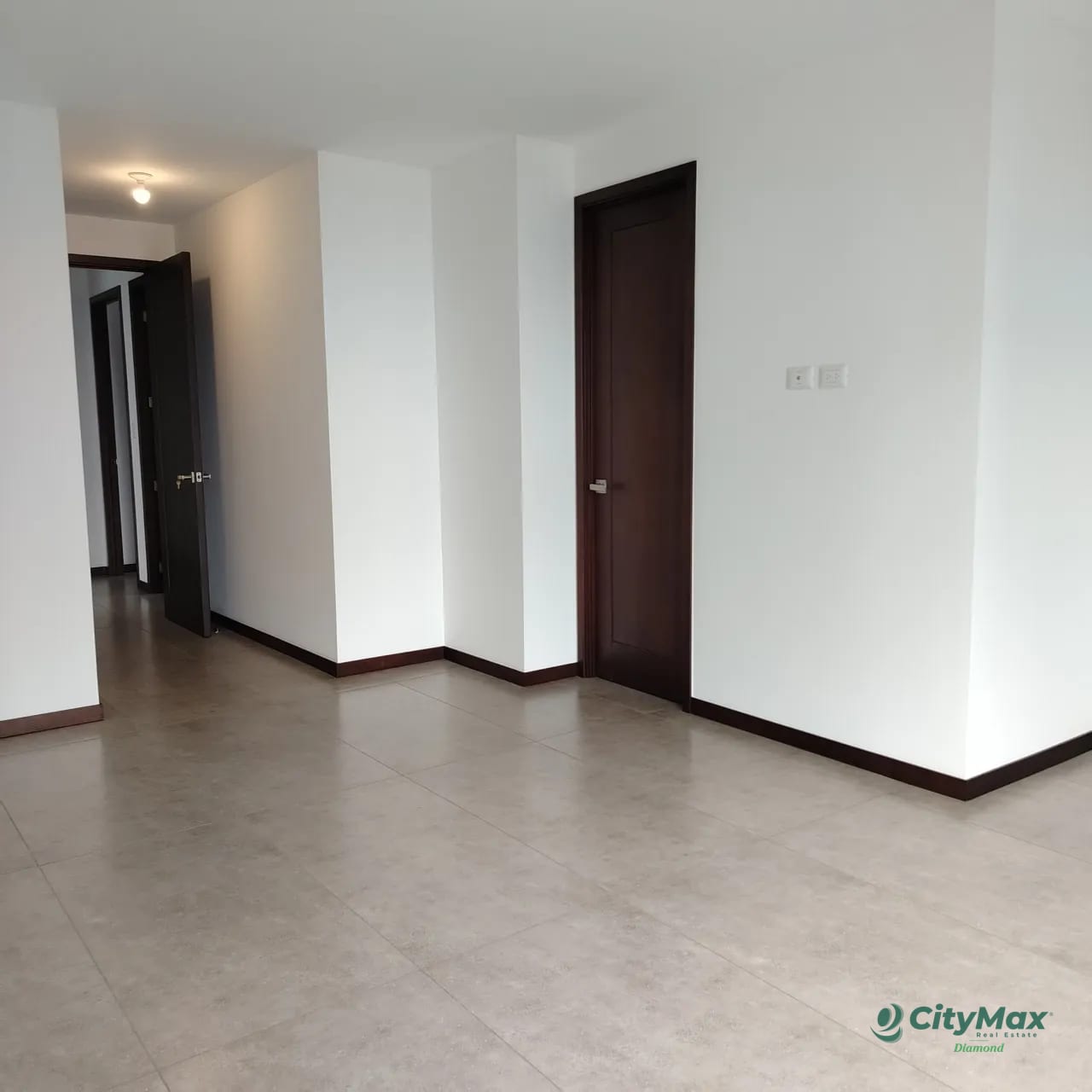 Apartamento en venta Albero 15 — Apartamento en Venta en Álbero 15, Zona 15, Guatemala, Ciudad — foto 3 de 16