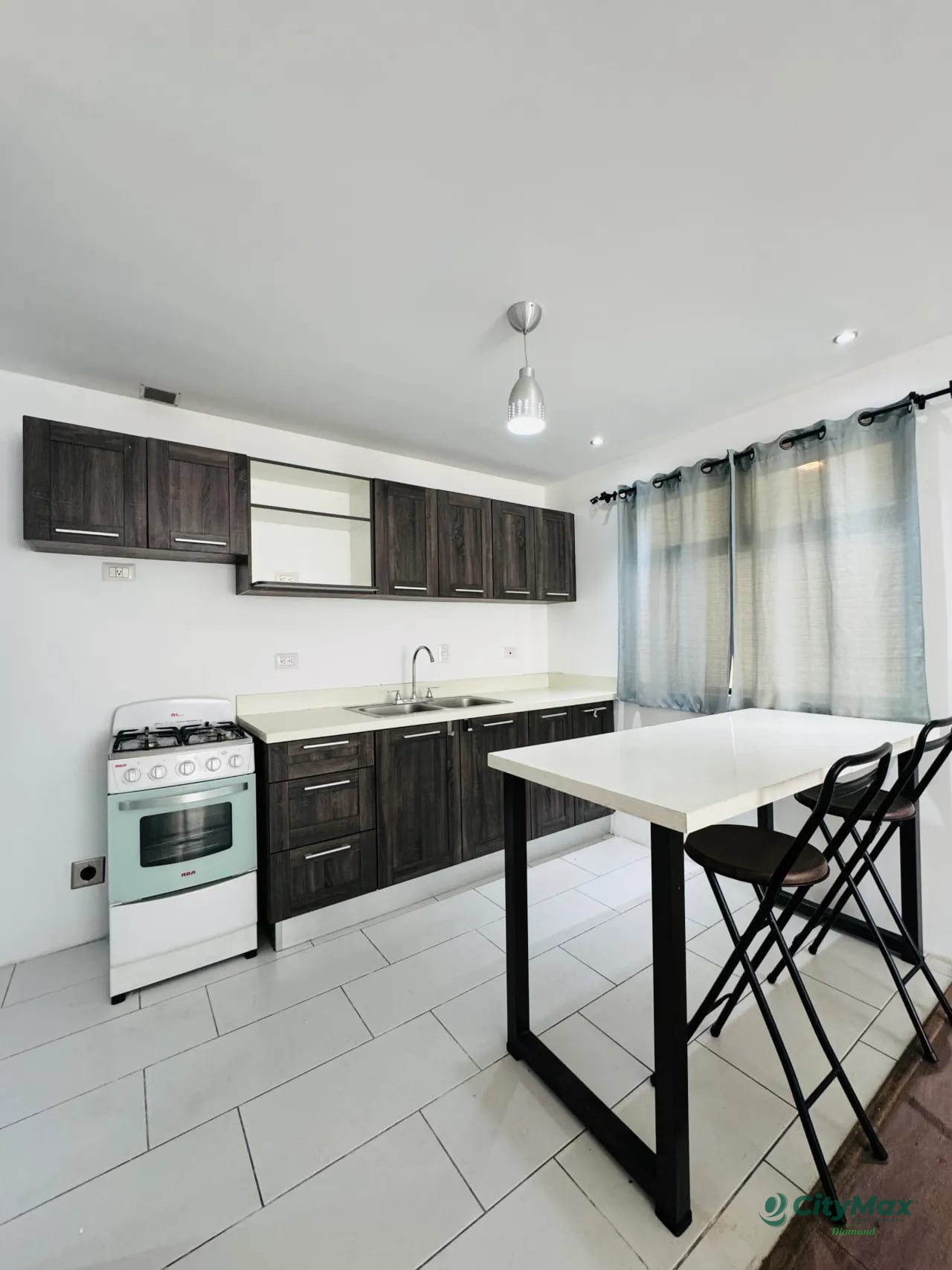 Apartamento amueblado en renta DIFIORI — Apartamento en Venta en Di Fiori, Zona 7, Guatemala, Ciudad — foto 4 de 10
