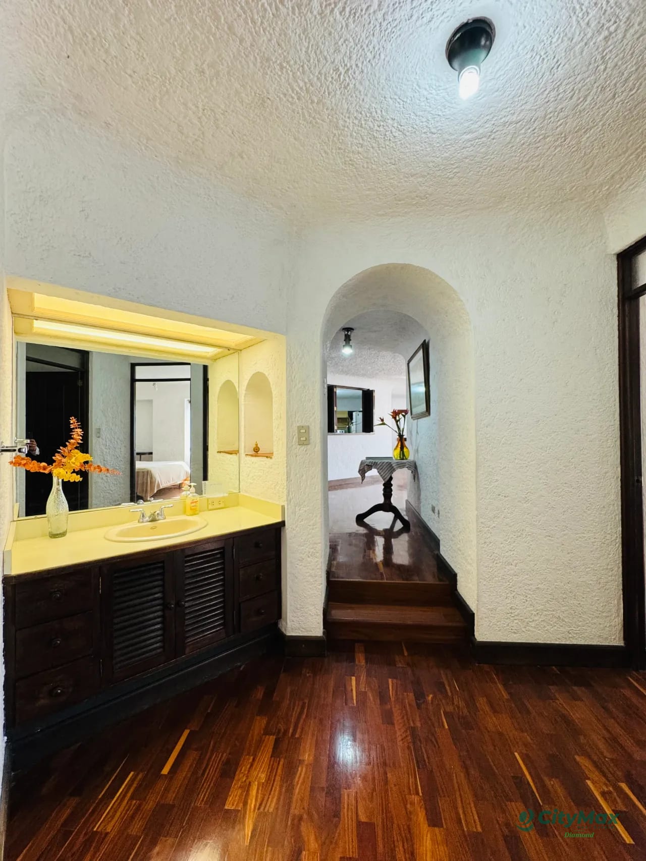 Apartamento en Venta Zona 10 — Apartamento en Venta en Santa Clara Las Cañas, Zona 10, Guatemala, Ciudad — foto 9 de 12