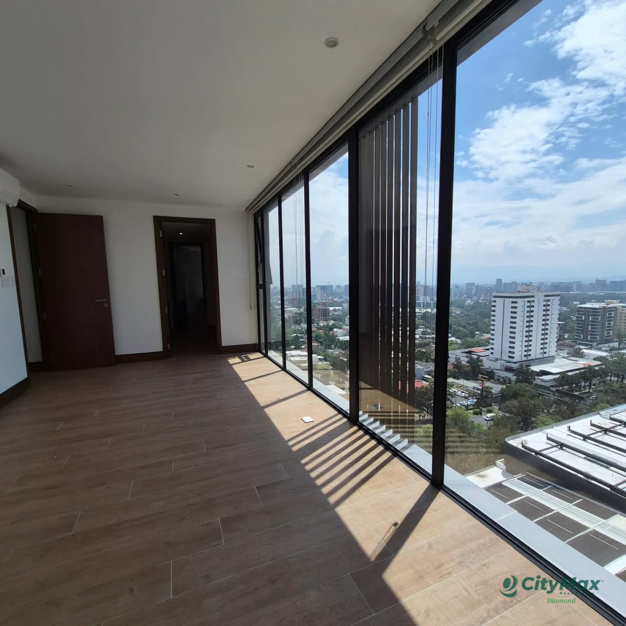 Apartamento en renta Vista Hermosa I — Apartamento en Alquiler en Gaura, Zona 15, Guatemala, Ciudad — foto 6 de 10