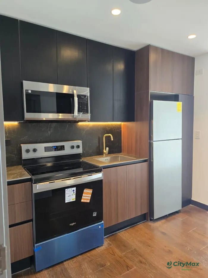 Apartamento en Renta Zona 10 — Apartamento en Alquiler en Atarah, Zona 10, Guatemala, Ciudad — foto 1 de 11