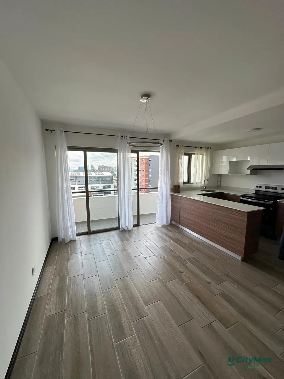 Apartamento en renta zona 14 — Apartamento en Alquiler en Segheria, Zona 14, Guatemala, Ciudad — foto 6 de 8