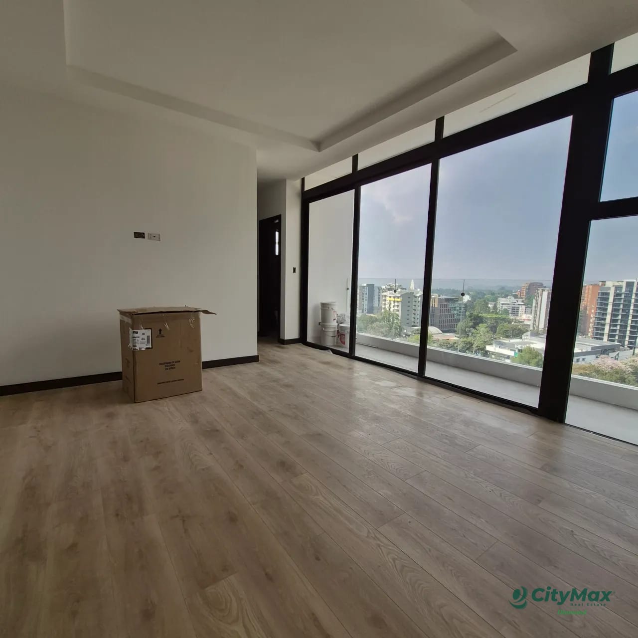 Apartamento en renta Vista Hermosa I Zona 15 — Apartamento en Alquiler en Arles, Zona 15, Guatemala, Ciudad — foto 5 de 11
