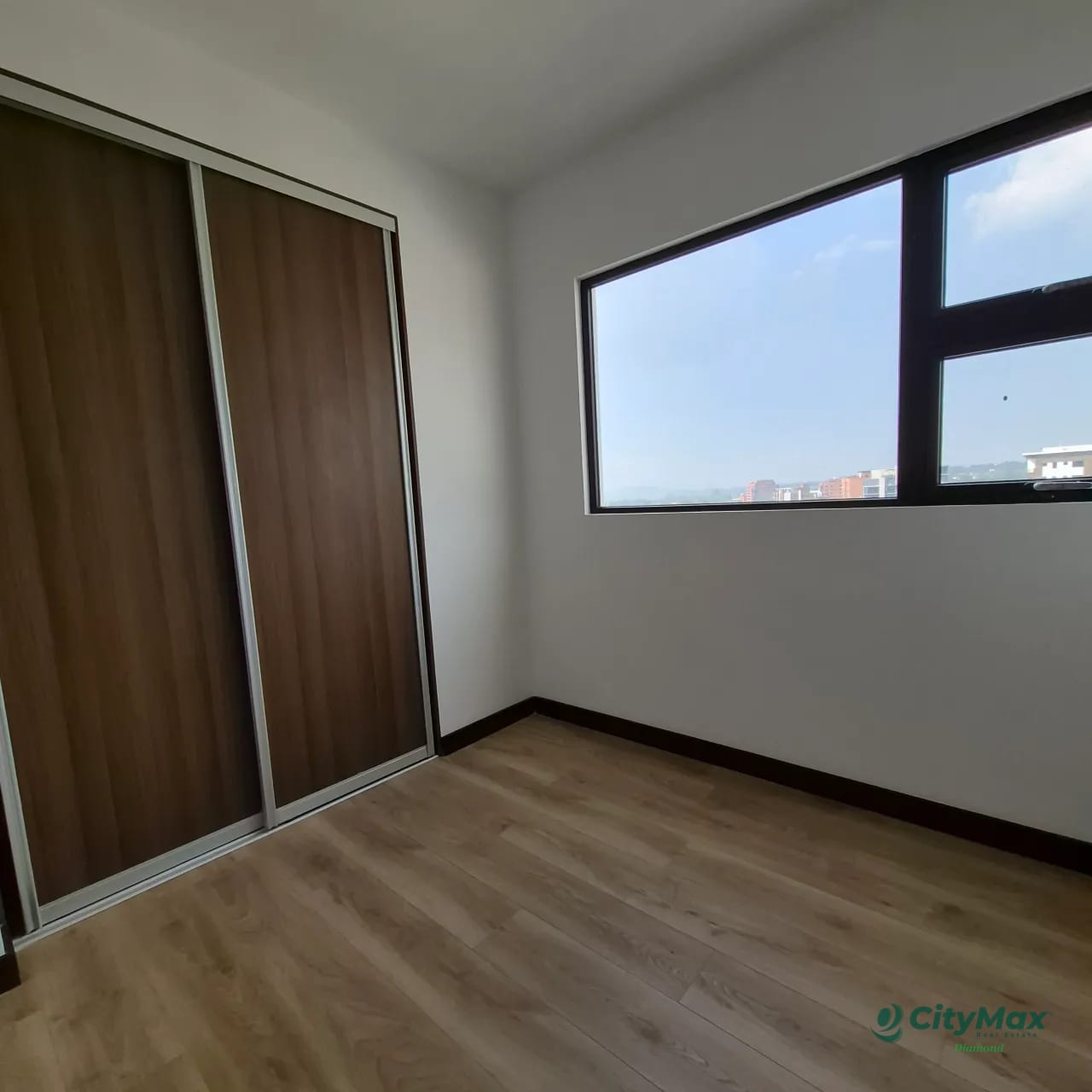 Apartamento en renta Vista Hermosa I Zona 15 — Apartamento en Alquiler en Arles, Zona 15, Guatemala, Ciudad — foto 8 de 11