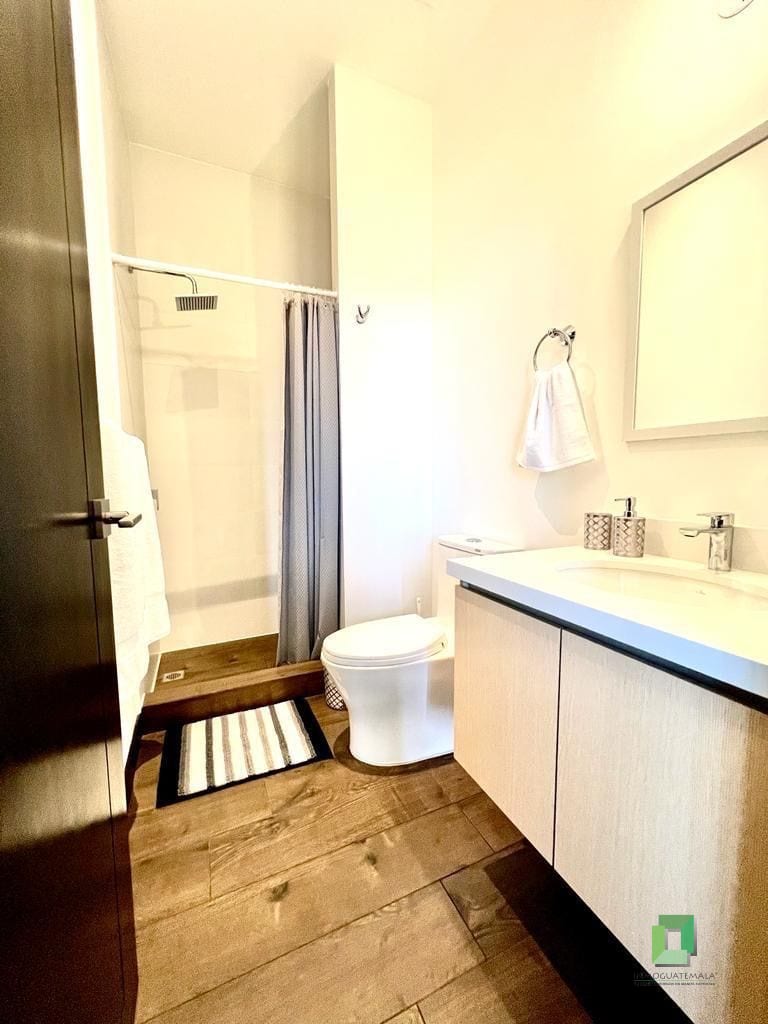 Apartamento zona 10 — Apartamento en Alquiler en Zona 10, Guatemala, Ciudad — foto 5 de 6