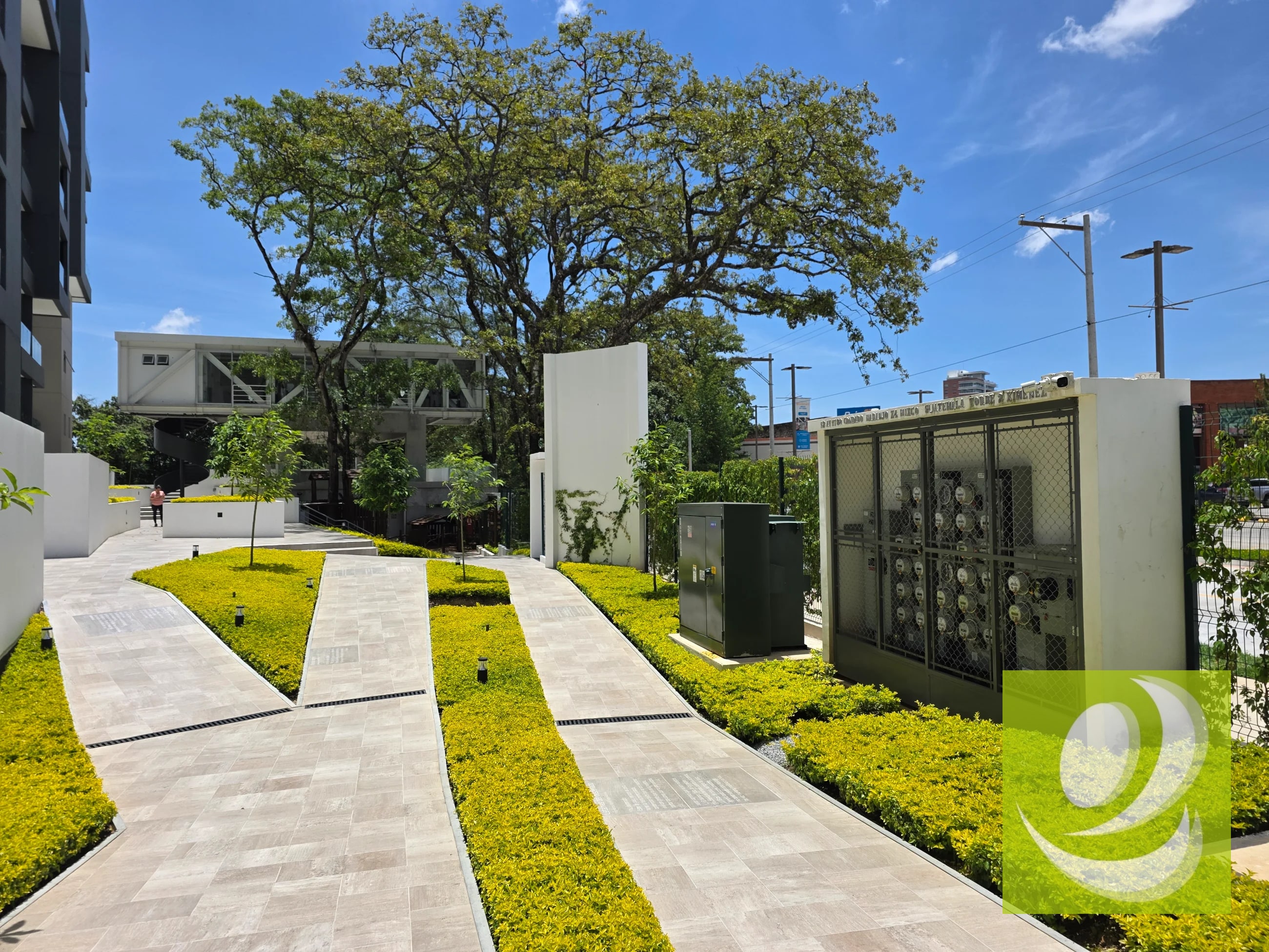 EXCLUSIVO APARTAMENTO DE 2 NIVELES EN CONDADO NARANJO - 6