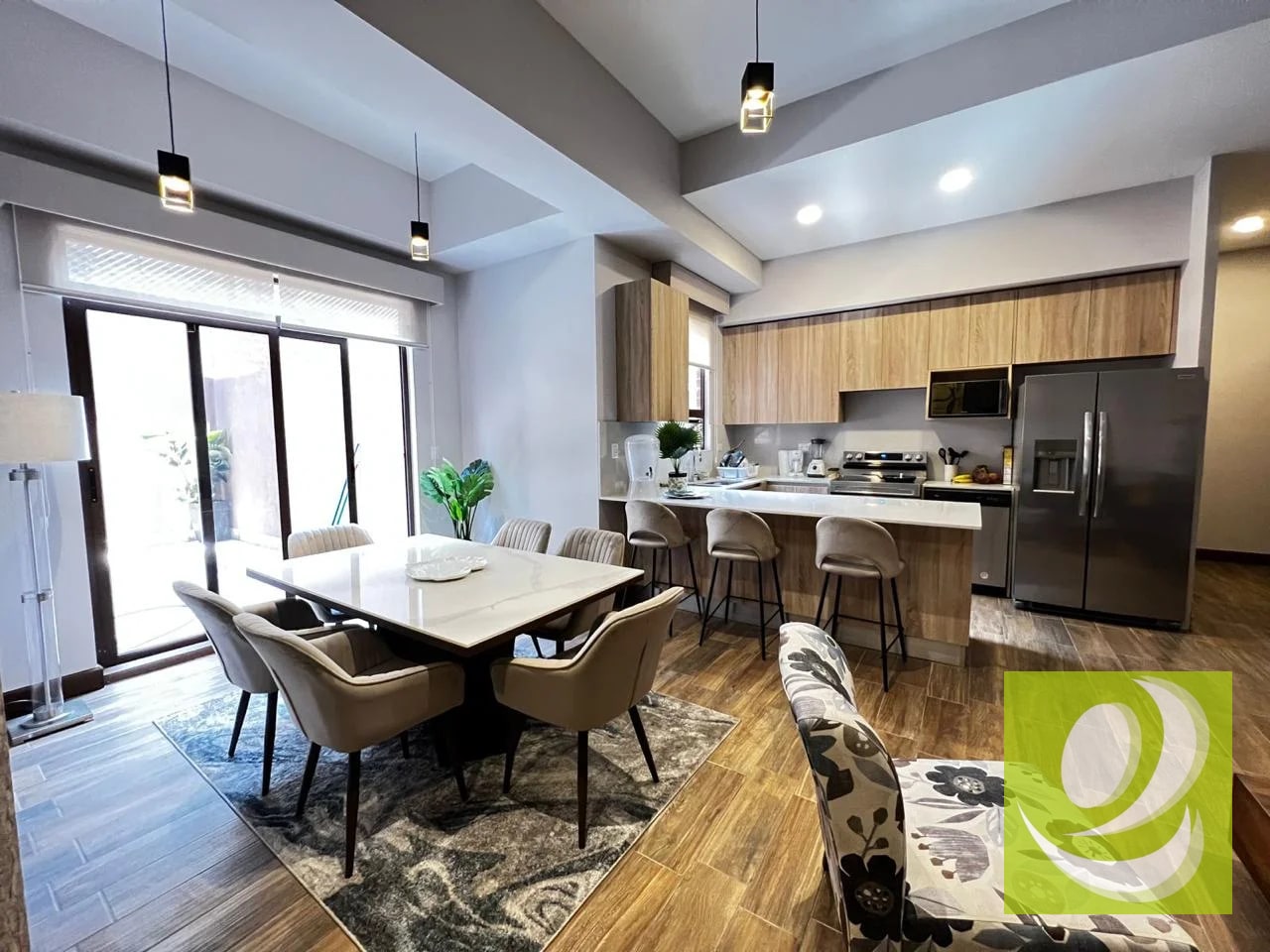 ✨ EN VENTA AMPLIO APARTAMENTO EN PRIMER NIVEL, ZONA 10✨ — Apartamento en Venta en Zona 10, Guatemala, Ciudad — foto 7 de 8