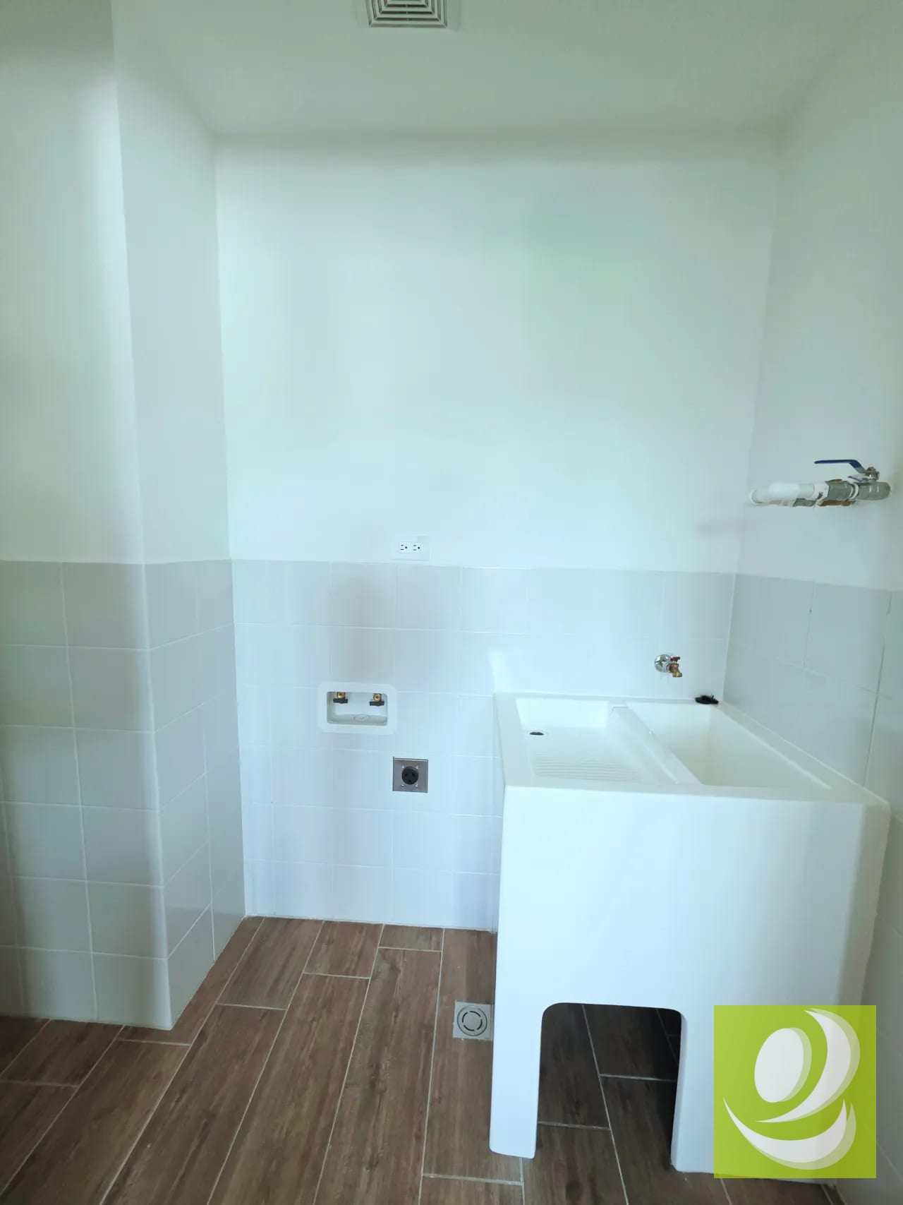 VENDO APARTAMENTO PREMIUM NUVÓ CONDADO NARANJO — Apartamento en Venta en Zona 4 Mixco, Guatemala, Ciudad — foto 11 de 12