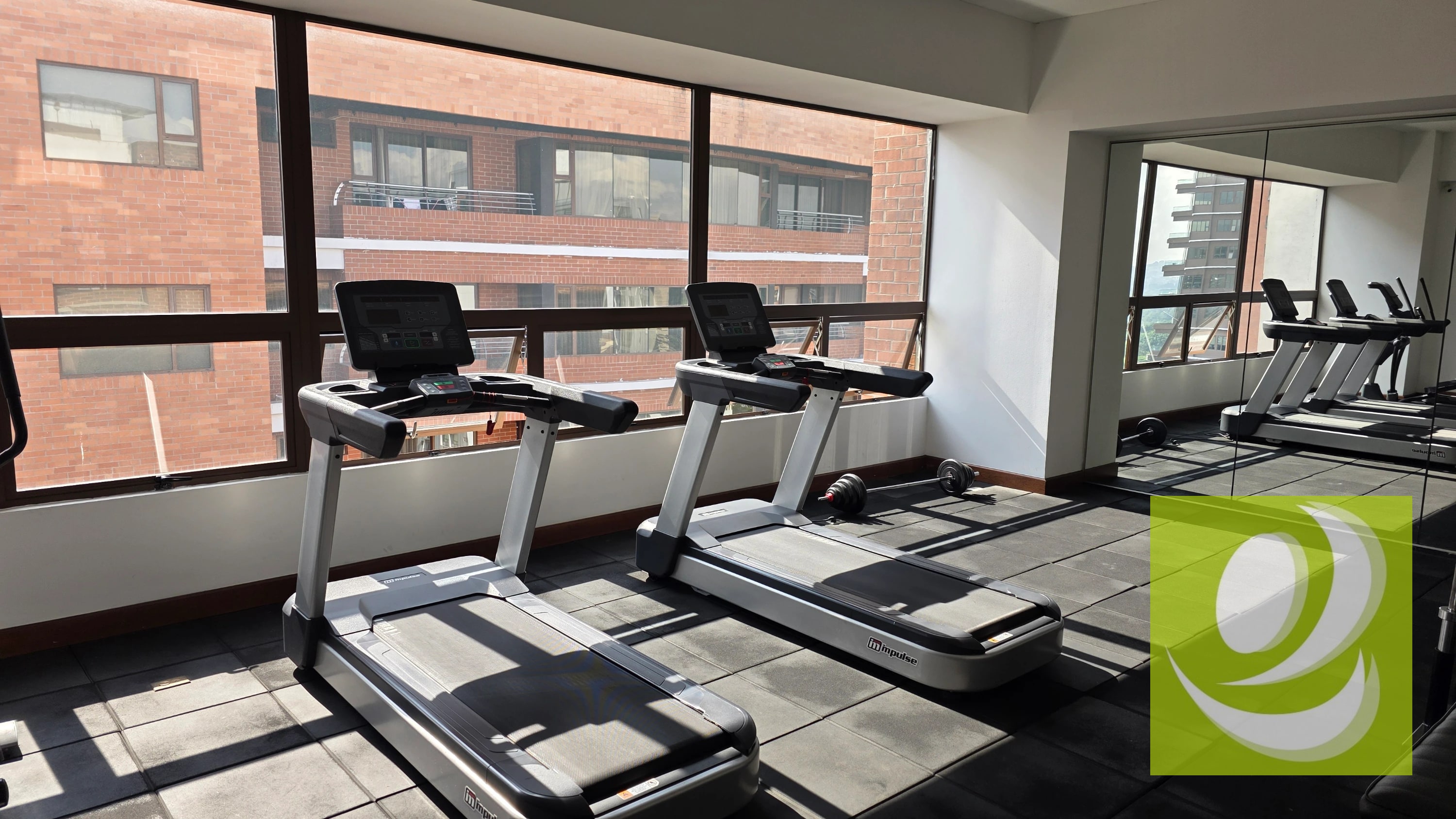 ✨ EN VENTA AMPLIO APARTAMENTO EN PRIMER NIVEL, ZONA 10✨ — Apartamento en Venta en Zona 10, Guatemala, Ciudad — foto 2 de 8