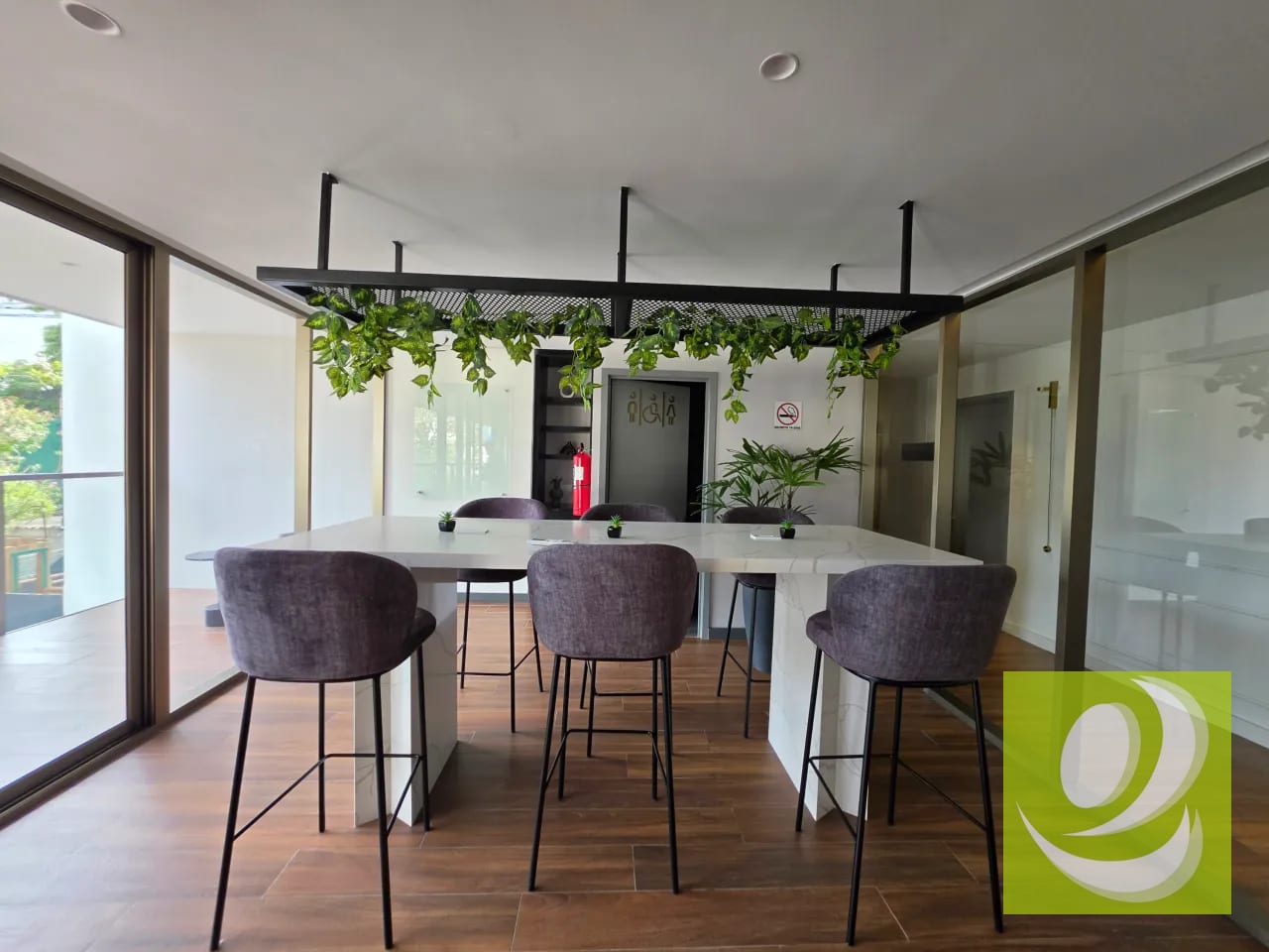 Apartamento en VENTA O RENTA zona 10 con linea blanca — Apartamento en Venta en Atarah, Zona 10, Guatemala, Ciudad — foto 9 de 17