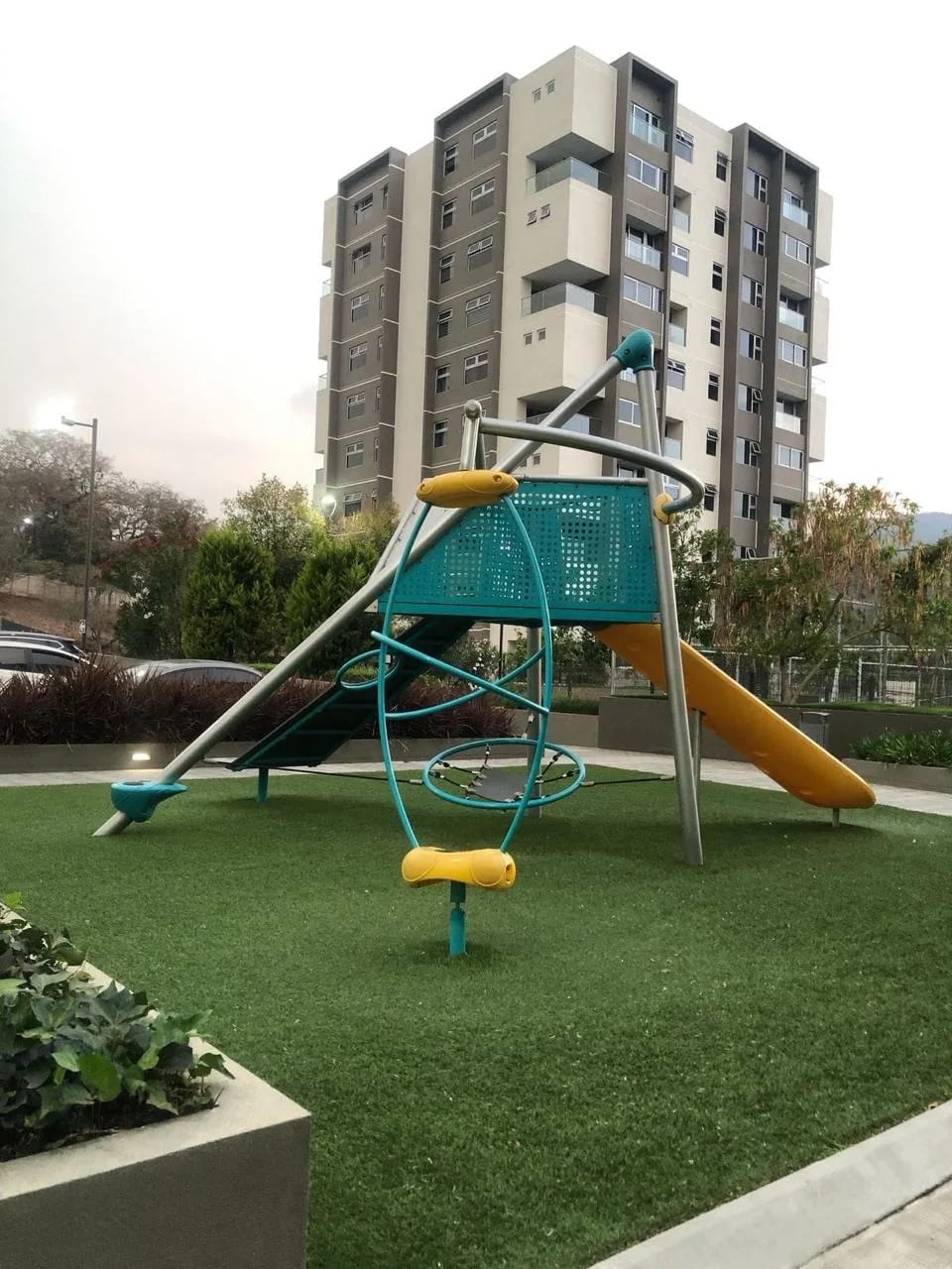 Apartamento en venta en Condado Naranjo — Apartamento en Venta en Condado Naranjo, Zona 4 Mixco, Guatemala, Ciudad — foto 10 de 17