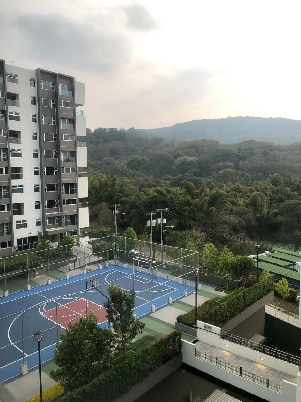 Apartamento en venta en Condado Naranjo — Apartamento en Venta en Condado Naranjo, Zona 4 Mixco, Guatemala, Ciudad — foto 1 de 17