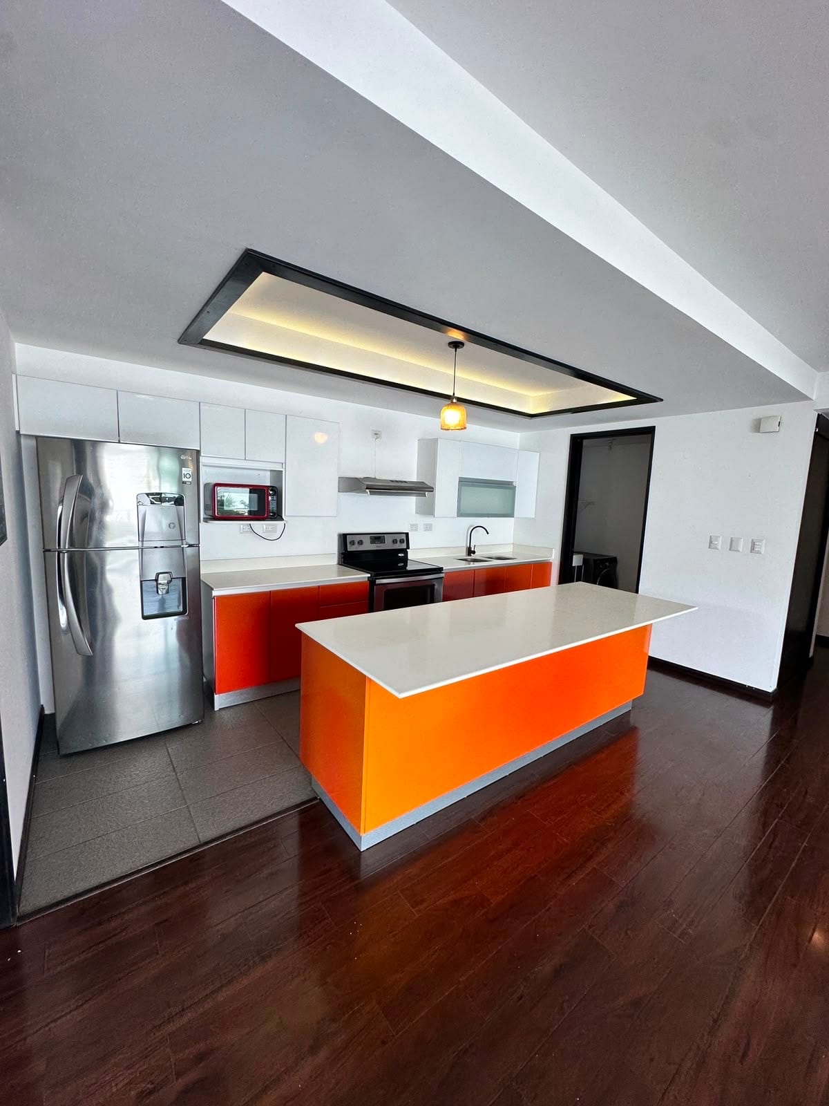 Apartamento en venta | 3 habitaciones | 2 parqueos | 2 baños | Nueva Caledonia, zona 16 — Apartamento en Venta en Nueva Caledonia, Zona 16, Guatemala, Ciudad — foto 7 de 11