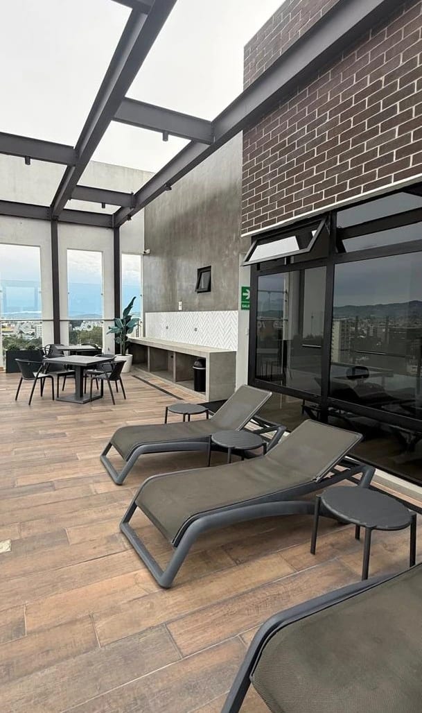 *Z.10 Ciudad Vieja Vendo o Alquilo Apartamento en Nuevo Edificio Bonadiez* +1 — Apartamento en Venta en Bonadiez, Zona 10, Guatemala, Ciudad — foto 1 de 12