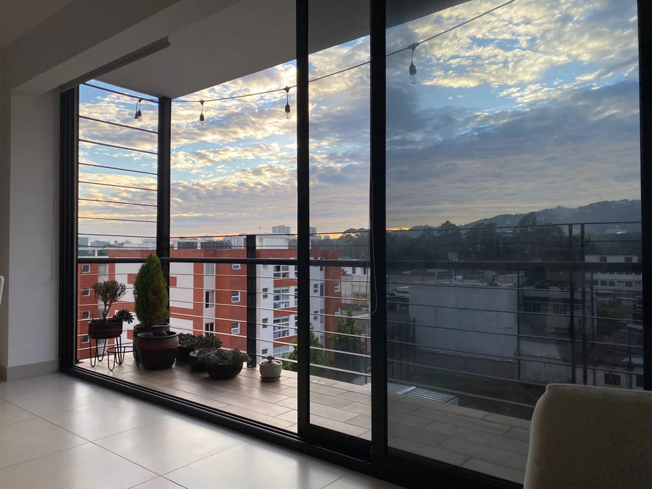 Apartamento en Venta o Renta Excelente Ubicación — Apartamento en Venta en Be14, Zona 14, Guatemala, Ciudad — foto 2 de 17