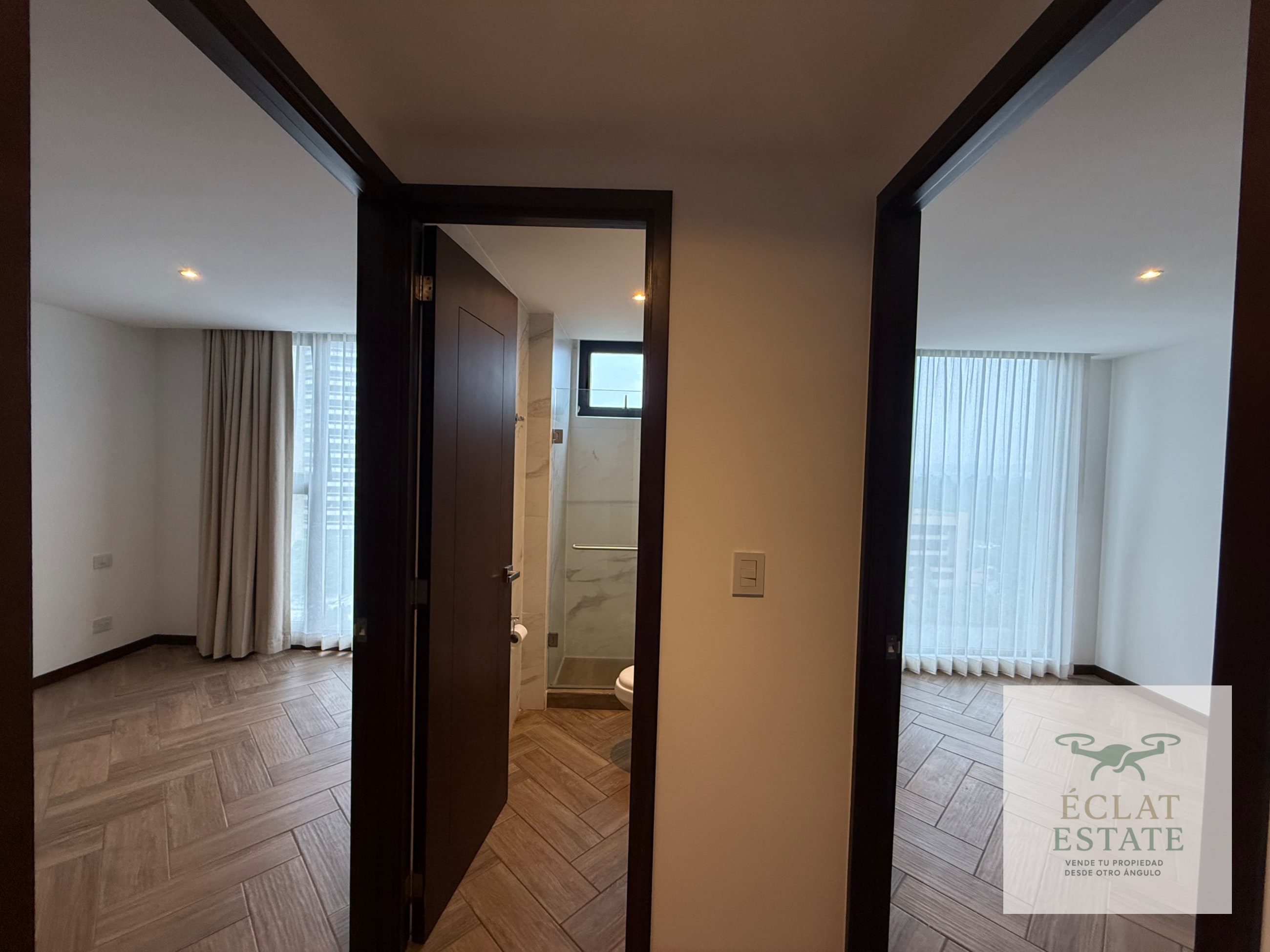 Apartamento de 3 habitaciones + hab. de servicio en renta en zona 10 - 5