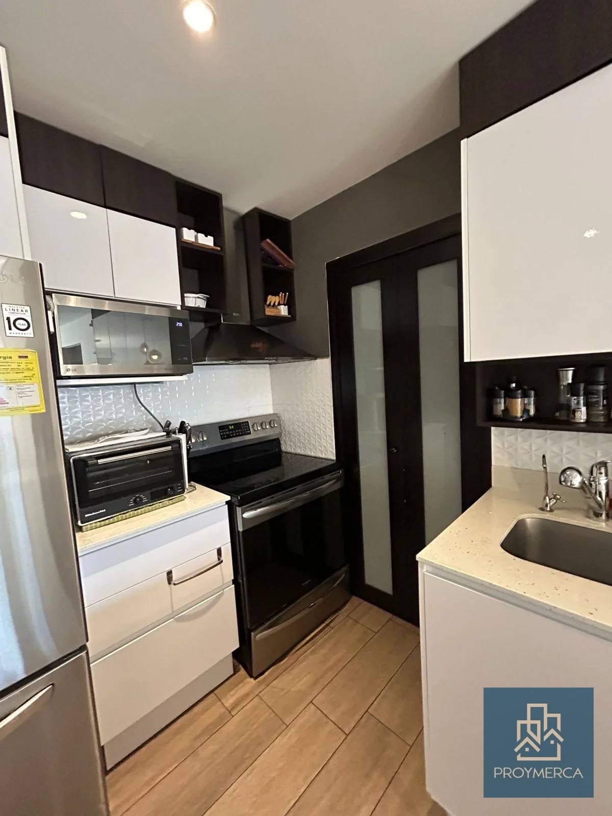 Apartamento en venta , Santa María Las Charcas, Zona 11 - 8