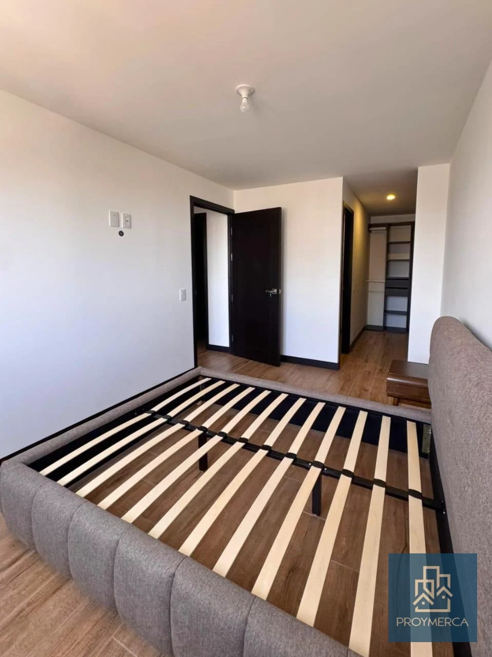 Apartamento amueblado en venta, Edificio Alena, Zona 1 VH2 - 5