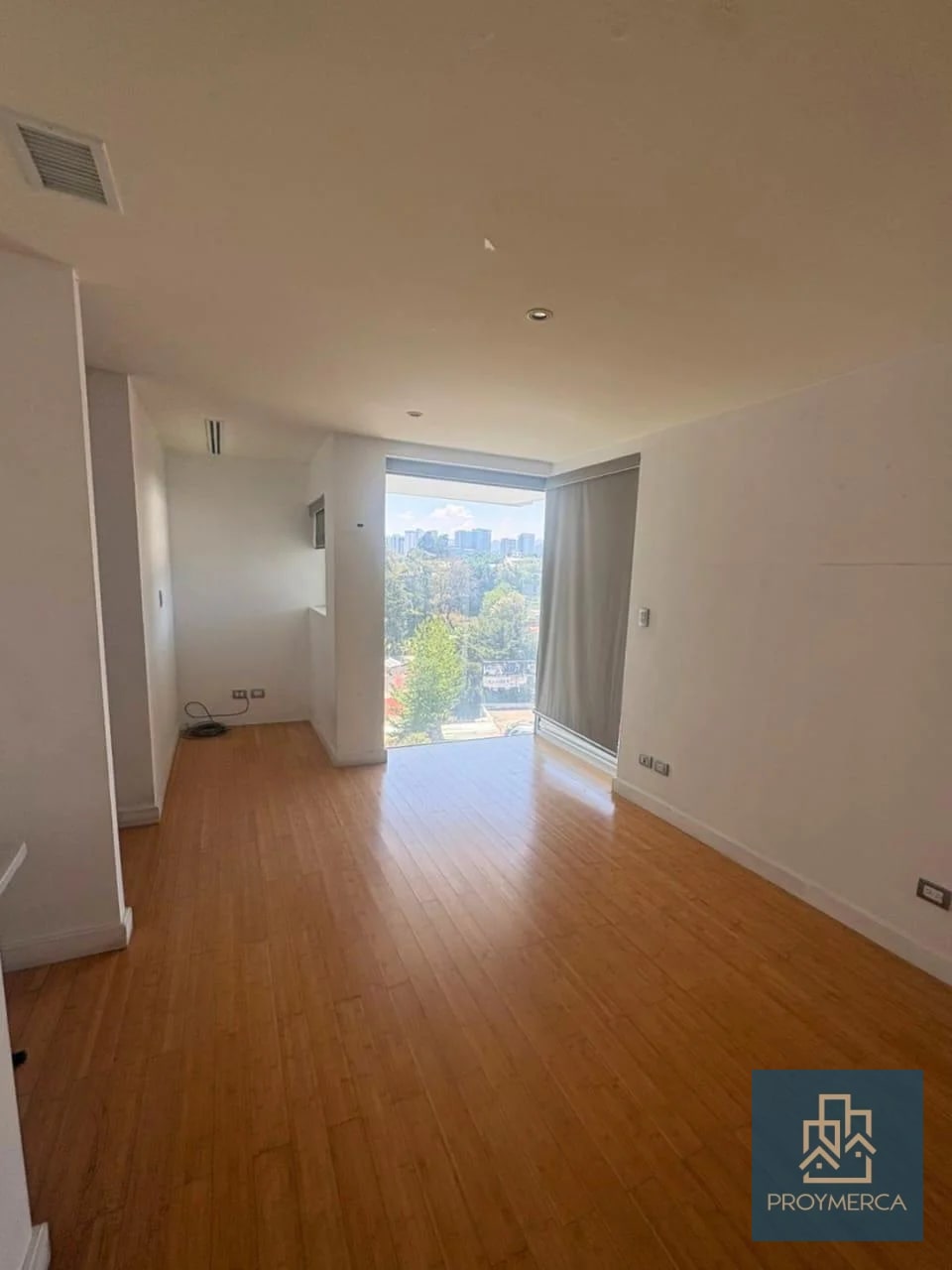 Apartamento en venta, Edificio Atrium, Zona 10 — Apartamento en Venta en Atrium, Zona 10, Guatemala, Ciudad — foto 3 de 9