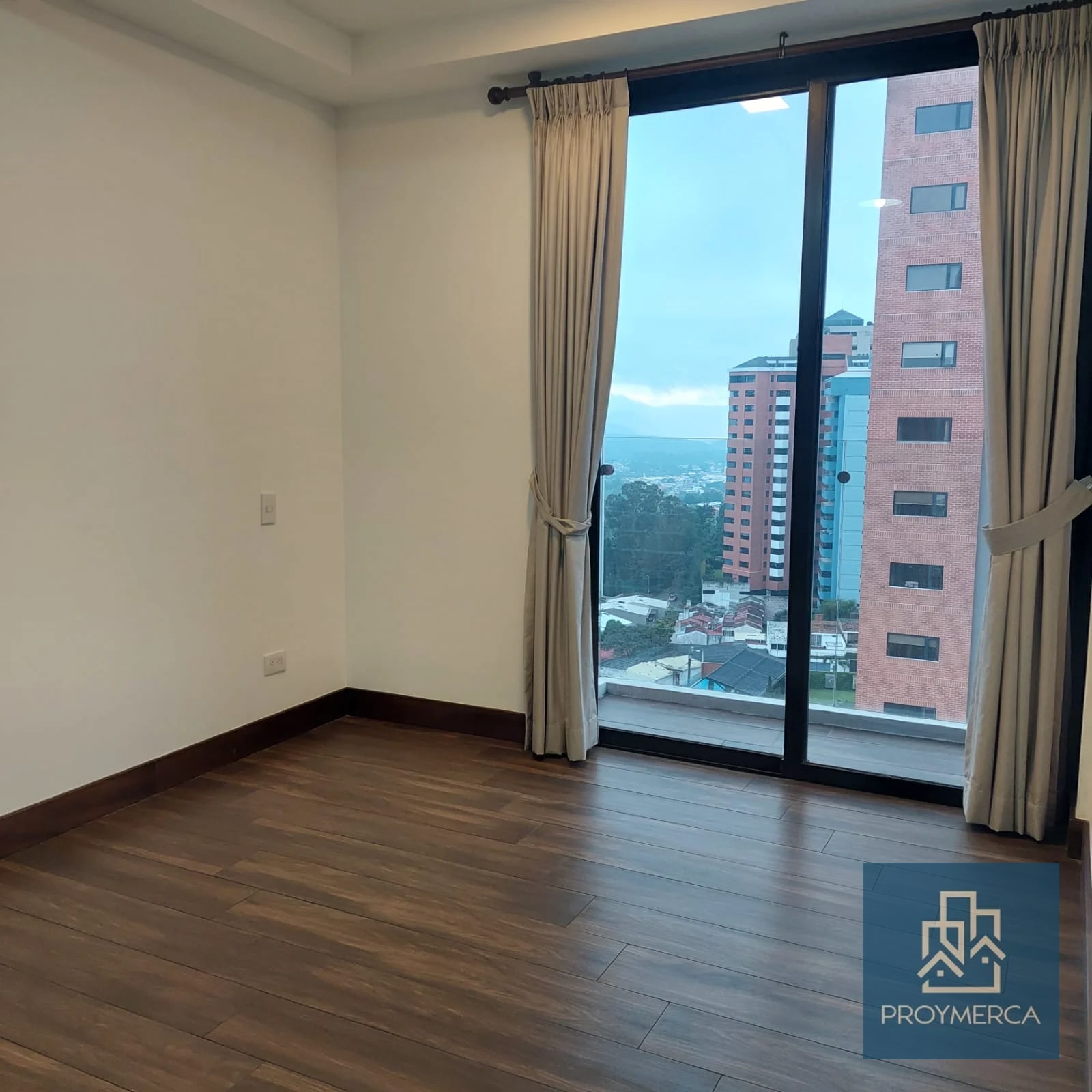Apartamento en Venta, Edificio Casa Roble, Zona 14 — Apartamento en Venta en Zona 10, Guatemala, Ciudad — foto 12 de 12