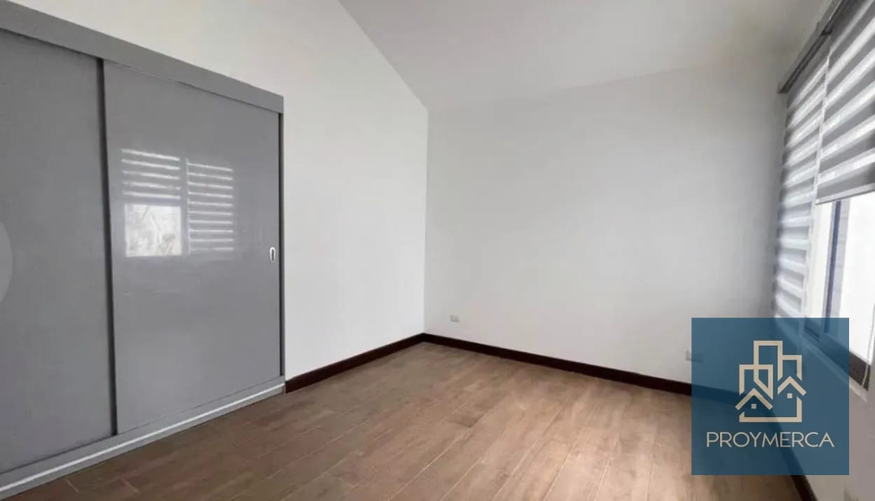 Casa rodeado de áreas verdes en alquiler, Condominio La Reserva II, Lomas de San Isidro, Zona 16 — Apartamento en Alquiler en Zona 16, Guatemala, Ciudad — foto 5 de 11