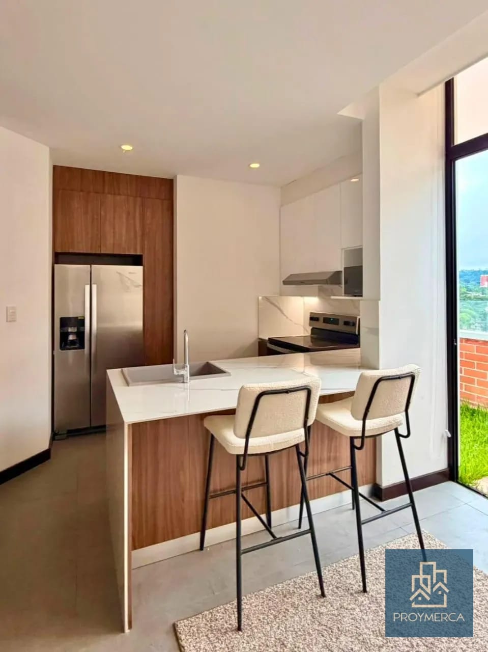 Apartamento AMUEBLADO en alquiler, Edificio Arles, Zona 15 — Apartamento en Alquiler en Arles, Zona 15, Guatemala, Ciudad — foto 3 de 15