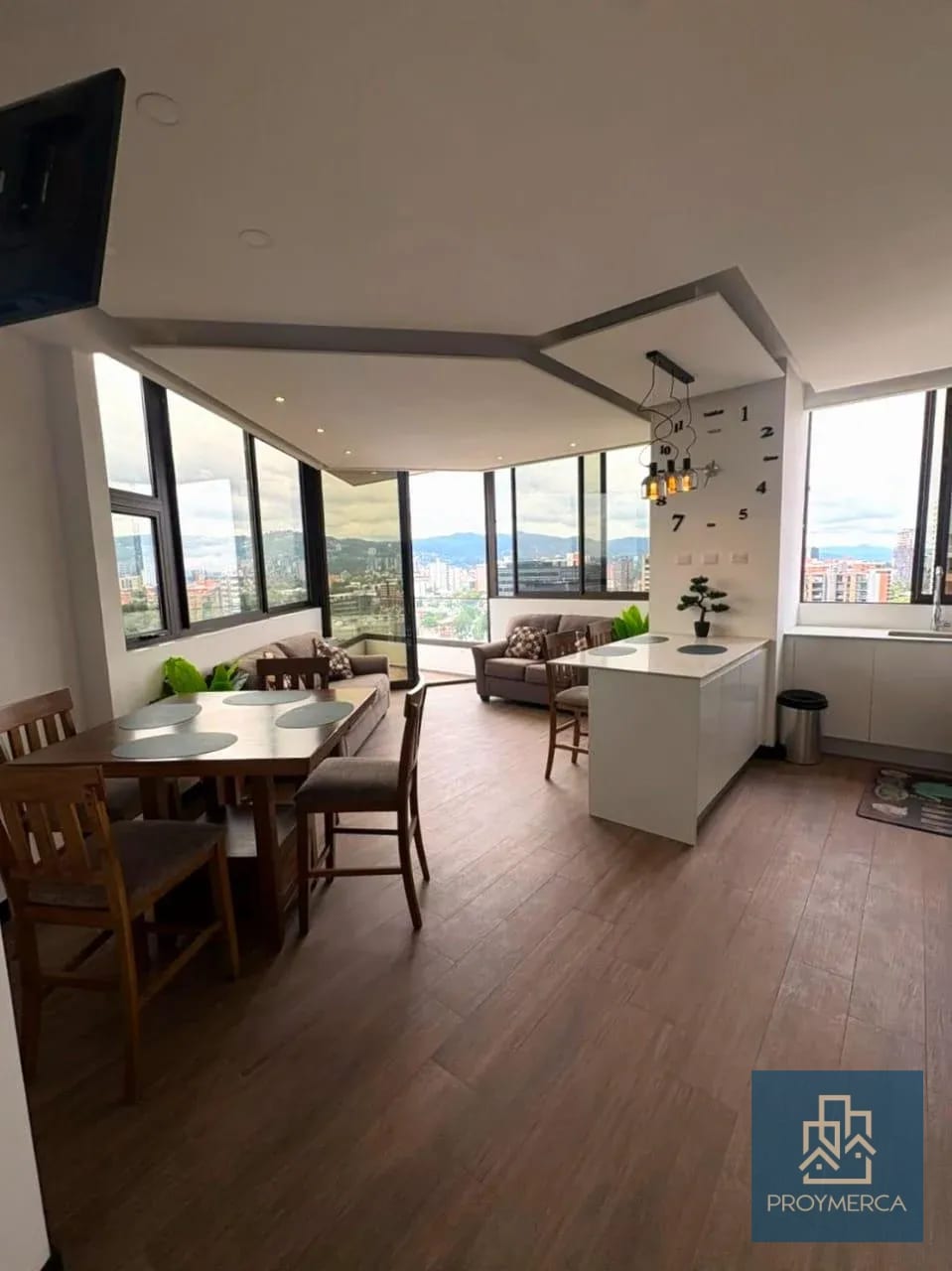 Apartamento Amueblado en alquiler, Edificio Diagoseis, Zona 10 — Apartamento en Alquiler en Diagoseis, Zona 10, Guatemala, Ciudad — foto 1 de 10