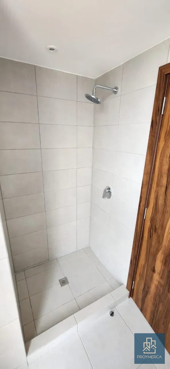 Apartamento con excelente ubicación en alquiler, Torre Milea, Zona 13 — Apartamento en Venta en Zona 13, Guatemala, Ciudad — foto 3 de 10