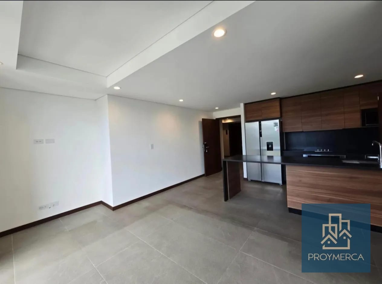 Moderno Apartamento en Alquiler zona 14 — Apartamento en Alquiler en Zona 14, Guatemala, Ciudad — foto 3 de 12