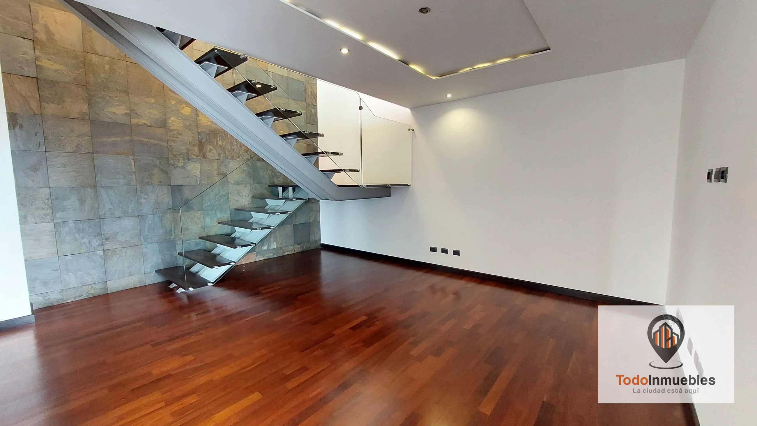 Apartamento Penthouse en Renta en zona 15 vh1 - 6