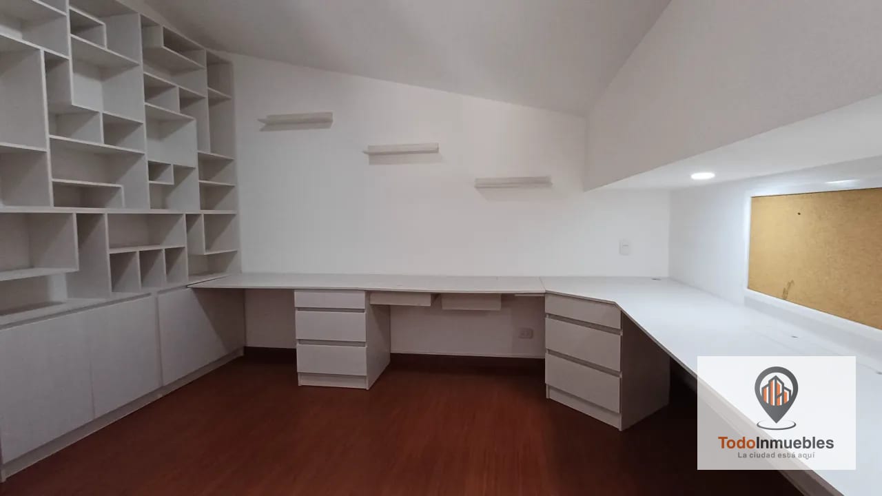Apartamento Penthouse en Venta en Jardines de la Floresta z7 — Apartamento en Venta en Jardines de la Floresta, Zona 7, Guatemala, Ciudad — foto 4 de 17