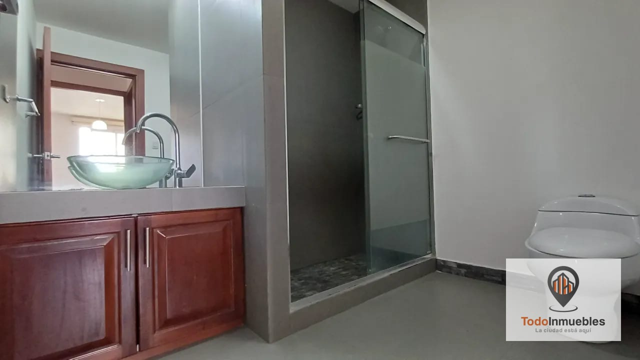 Apartamento Penthouse en Venta en Jardines de la Floresta z7 — Apartamento en Venta en Jardines de la Floresta, Zona 7, Guatemala, Ciudad — foto 13 de 17