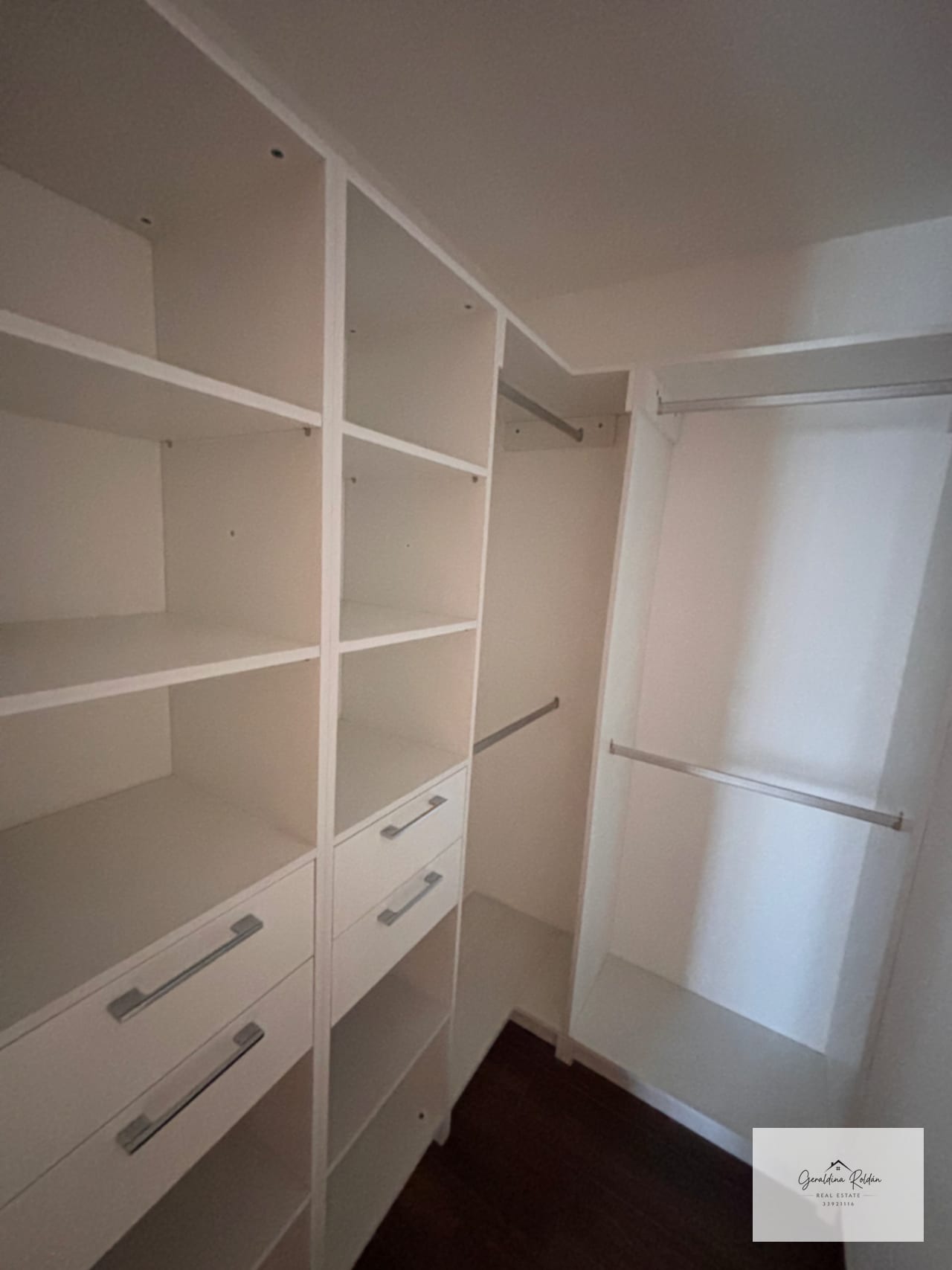 Ejecutivos!!! Apartamento semiamueblado en Avia z 10una habitación — Apartamento en Alquiler en Avia, Zona 10, Guatemala, Ciudad — foto 6 de 7