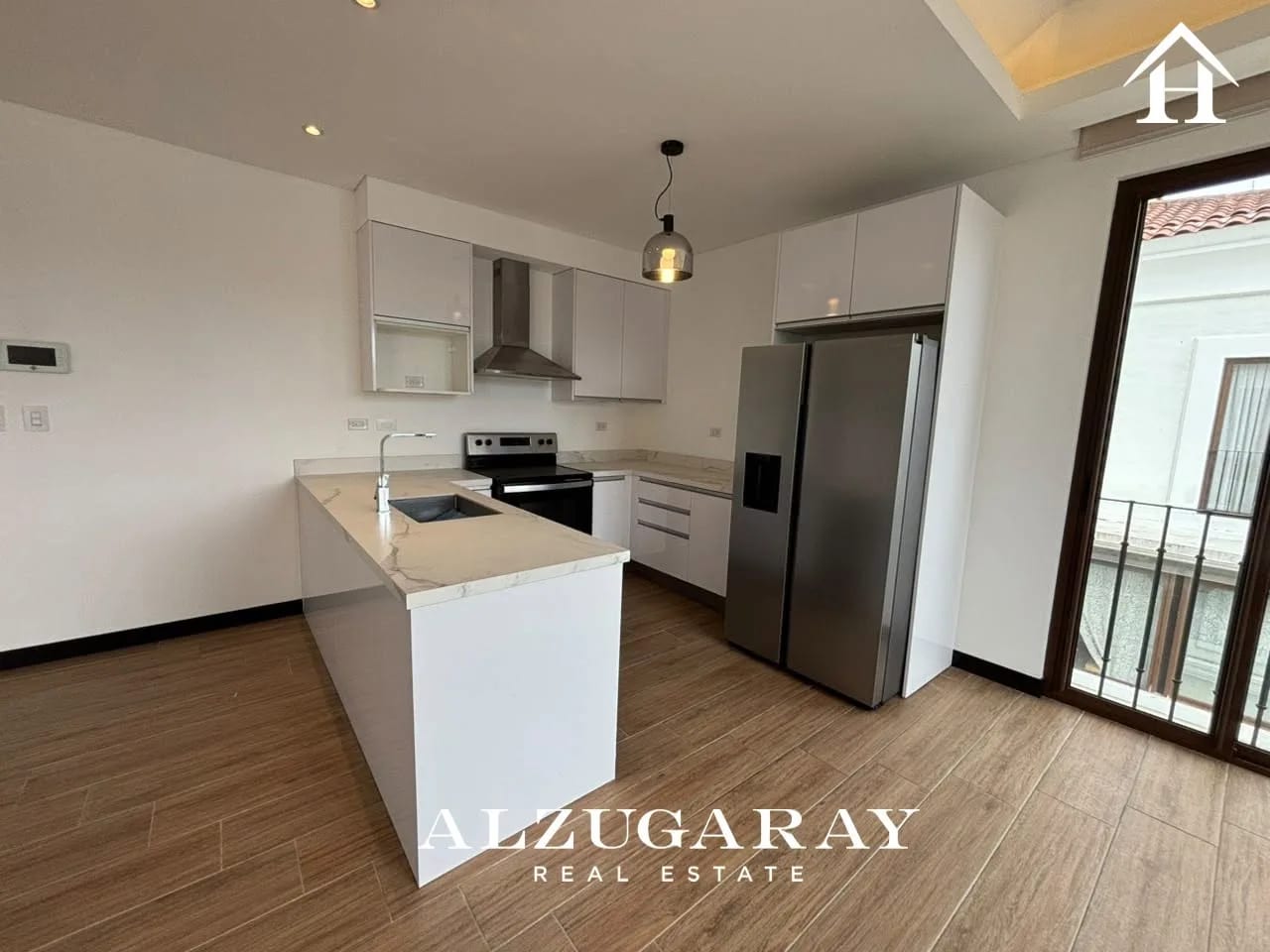 Apartamento en Renta 3 Hab | Lirios de Cayala Z 16 — Apartamento en Alquiler en Lirios de Cayalá III, Zona 16, Guatemala, Ciudad — foto 4 de 11