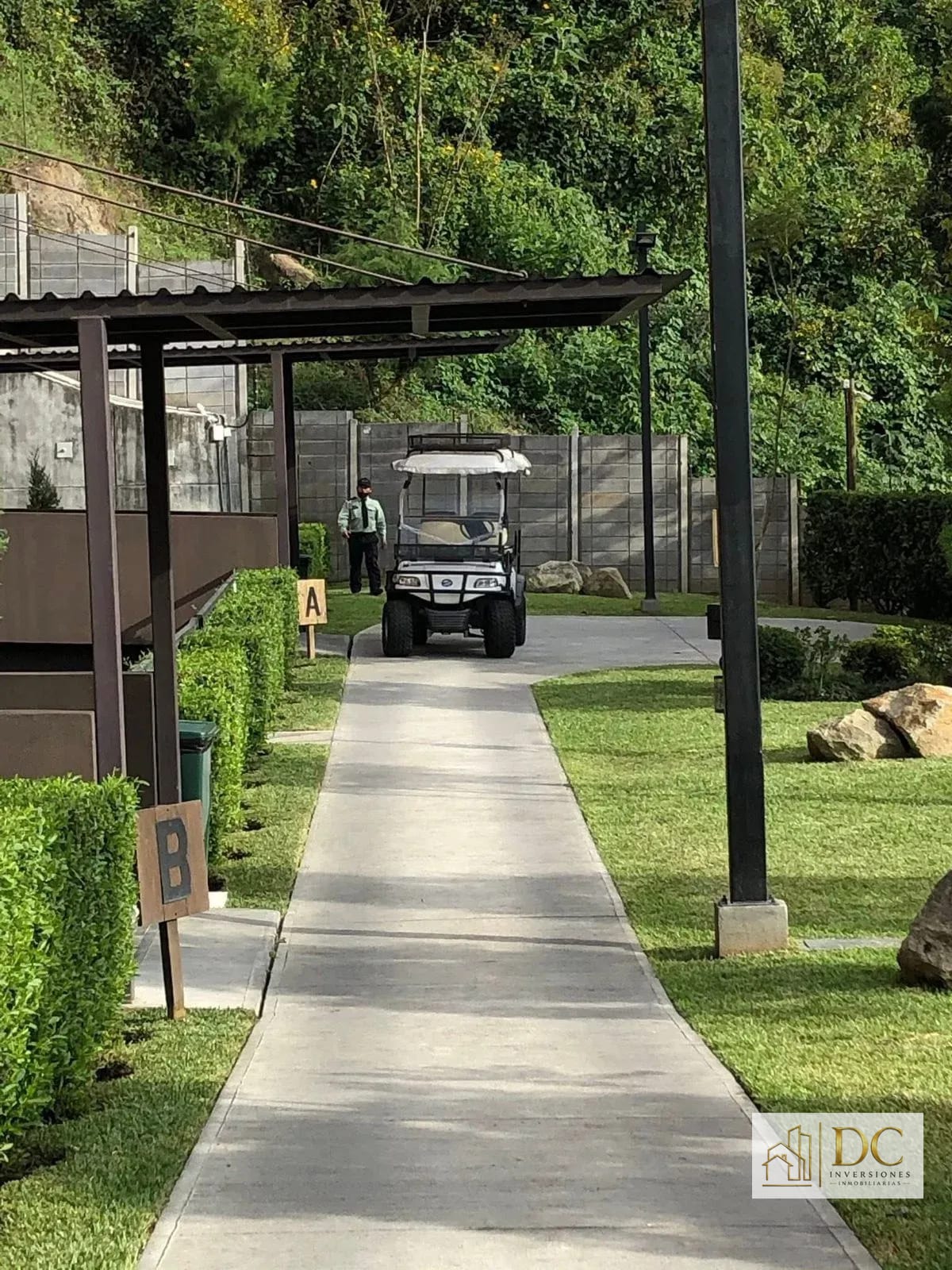 📍APARTAMENTO AMUEBLADO EN RENTA – 2 HAB + ESTUDIO | HEXA 16 | ZONA 16 — Apartamento en Alquiler en Hexa Cañada 16, Zona 16, Guatemala, Ciudad — foto 13 de 17