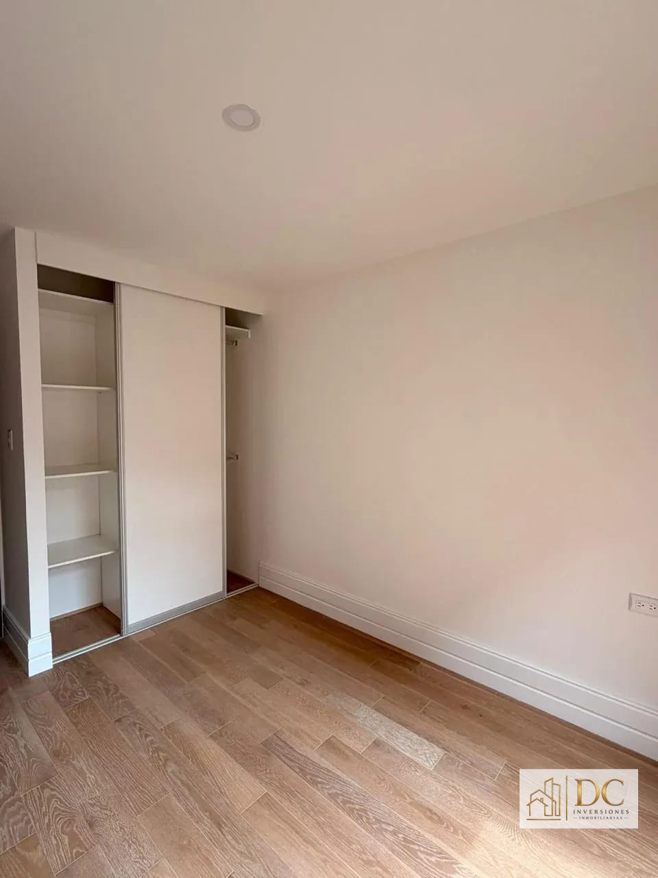 đ APARTAMENTO EN RENTA â 3 HAB + WALK-IN CLĂSET | EDIFICIO CĂNTRICO | ZONA 5 â Apartamento en Alquiler en CĂ©ntrico, Zona 5, Guatemala, Ciudad â foto 10 de 13