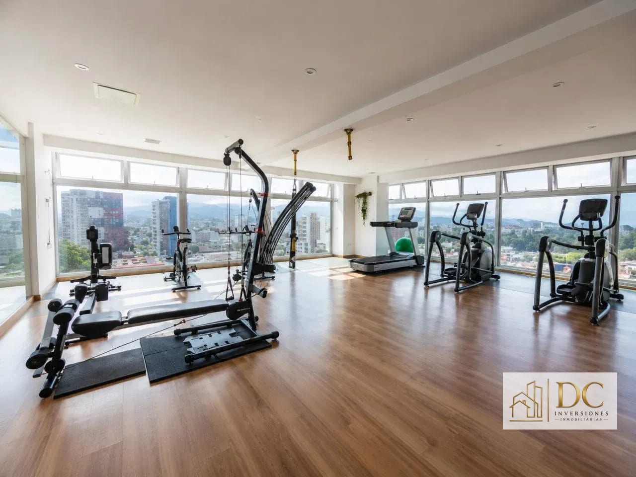 📍 APARTAMENTO AMUEBLADO EN VENTA – 2 HAB + BODEGA | CITYHAUS | ZONA 10 — Apartamento en Venta en City Haus, Zona 10, Guatemala, Ciudad — foto 9 de 11