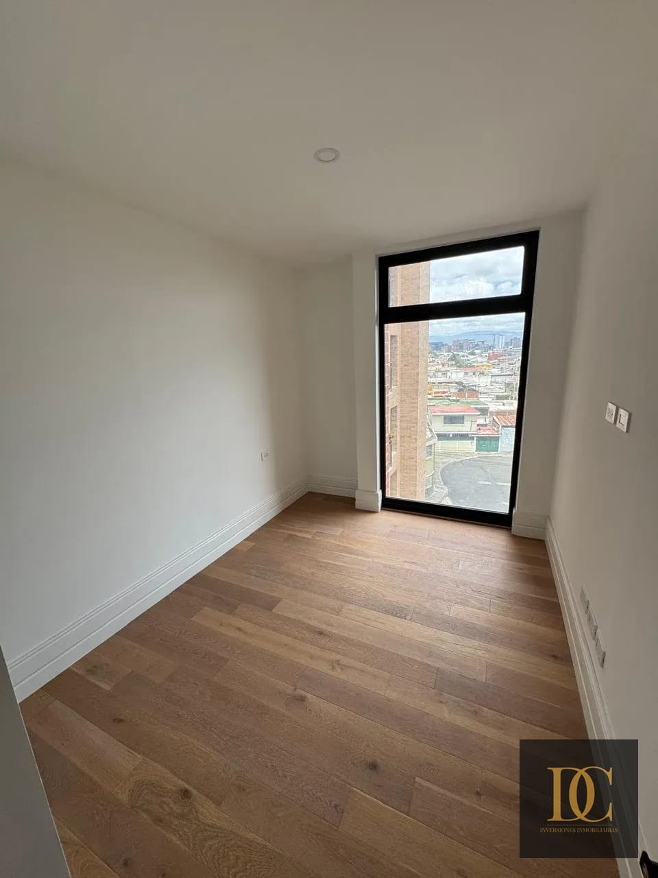 đ Apartamento en Venta â 3 Hab + 2 Parqueos | Edificio CĂ©ntrico | Z.5 â Apartamento en Venta en CĂ©ntrico, Zona 5, Guatemala, Ciudad â foto 6 de 12
