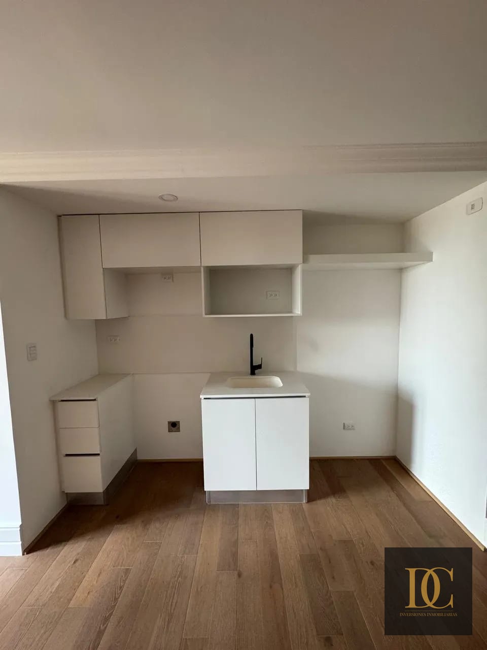 đ Apartamento en Venta â 3 Hab + 2 Parqueos | Edificio CĂ©ntrico | Zon â Apartamento en Venta en CĂ©ntrico, Zona 5, Guatemala, Ciudad â foto 2 de 17