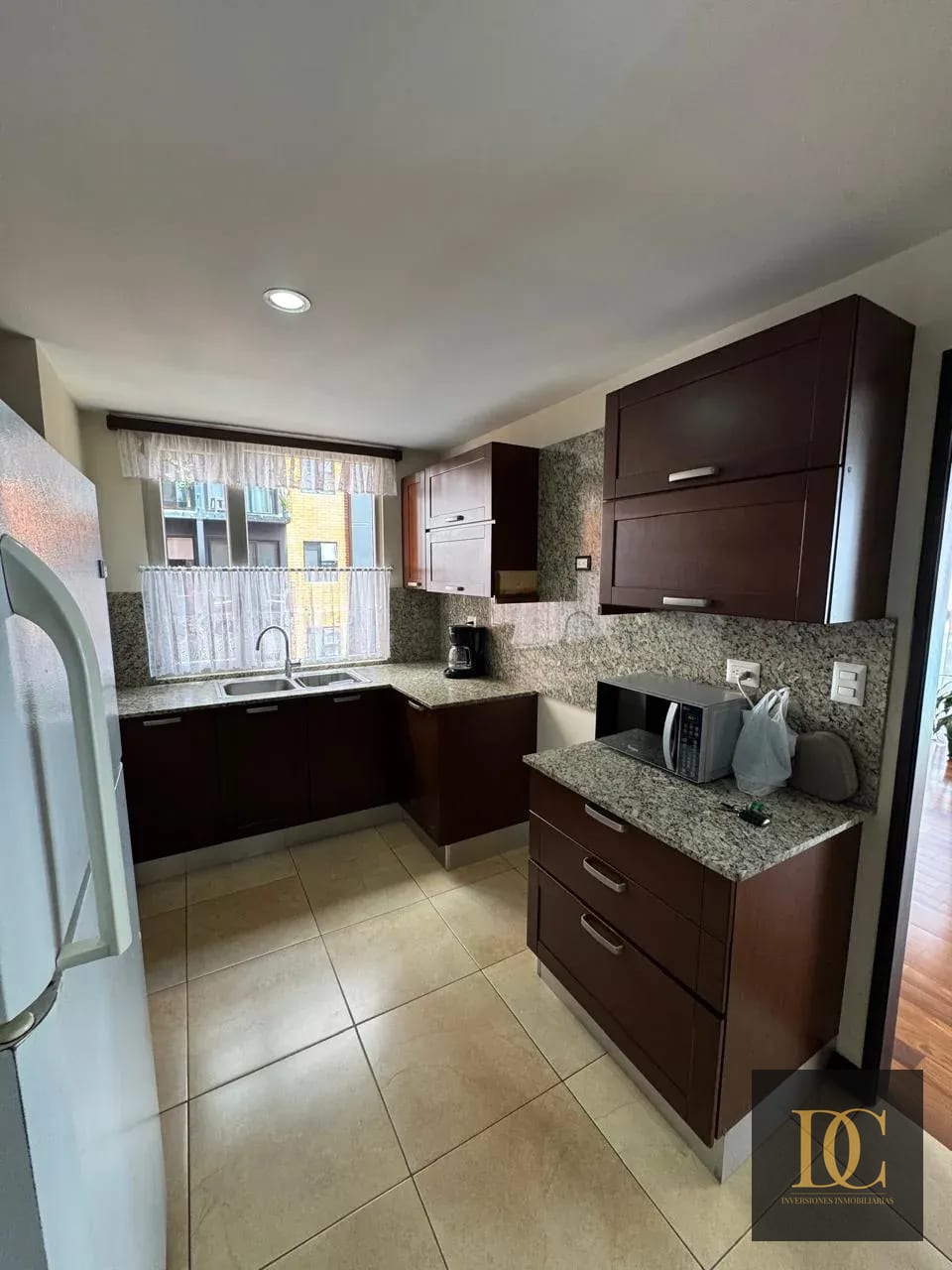 ๐ Apartamento en Renta โ 3 Hab + 3 Parqueos | Aria | Zona 10 ๐ Esti โ Apartamento en Alquiler en Aria, Zona 10, Guatemala, Ciudad โ foto 2 de 16