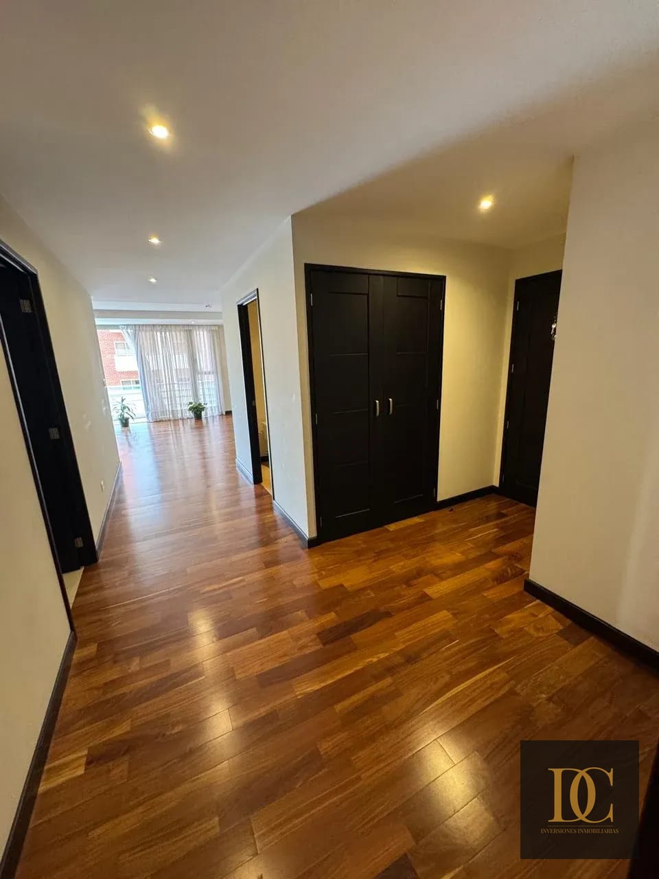 ๐ Apartamento en Renta โ 3 Hab + 3 Parqueos | Aria | Zona 10 ๐ Esti โ Apartamento en Alquiler en Aria, Zona 10, Guatemala, Ciudad โ foto 7 de 16