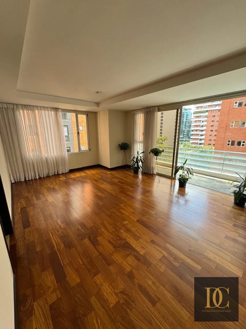 ๐ Apartamento en Renta โ 3 Hab + 3 Parqueos | Aria | Zona 10 ๐ Esti โ Apartamento en Alquiler en Aria, Zona 10, Guatemala, Ciudad โ foto 11 de 16