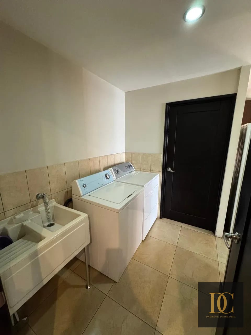 ๐ Apartamento en Renta โ 3 Hab + 3 Parqueos | Aria | Zona 10 ๐ Esti โ Apartamento en Alquiler en Aria, Zona 10, Guatemala, Ciudad โ foto 14 de 16