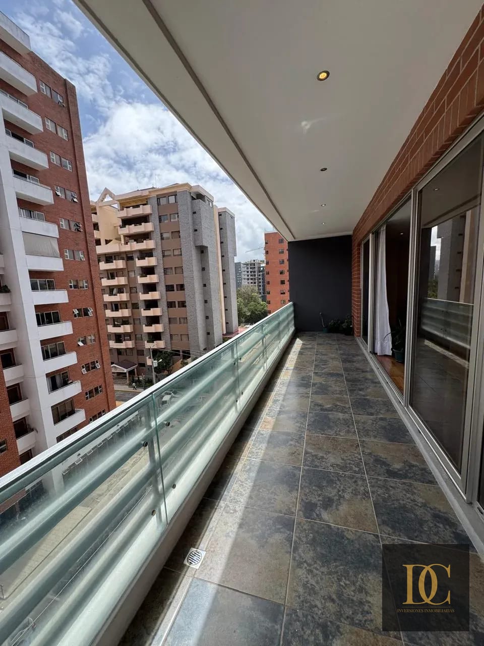 ๐ Apartamento en Renta โ 3 Hab + 3 Parqueos | Aria | Zona 10 ๐ Esti โ Apartamento en Alquiler en Aria, Zona 10, Guatemala, Ciudad โ foto 15 de 16