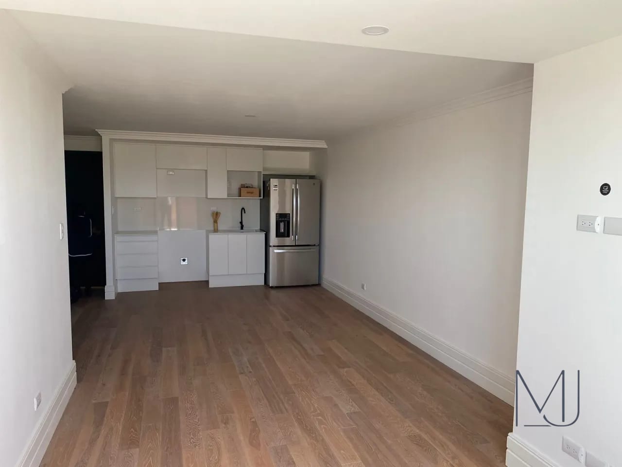 Apartamento en Alquiler / Venta | Edificio Céntrico | Zona 5 | 2 habitaciones · Terraza · Pet friendly — Apartamento en Venta en Céntrico, Zona 5, Guatemala, Ciudad — foto 1 de 10