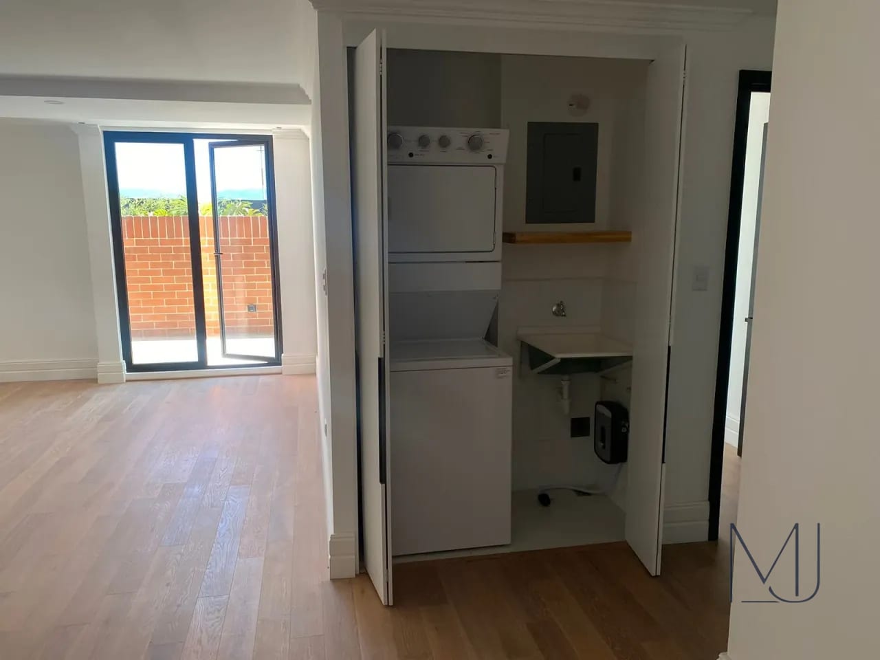 Apartamento en Alquiler / Venta | Edificio Céntrico | Zona 5 | 2 habitaciones · Terraza · Pet friendly — Apartamento en Venta en Céntrico, Zona 5, Guatemala, Ciudad — foto 4 de 10