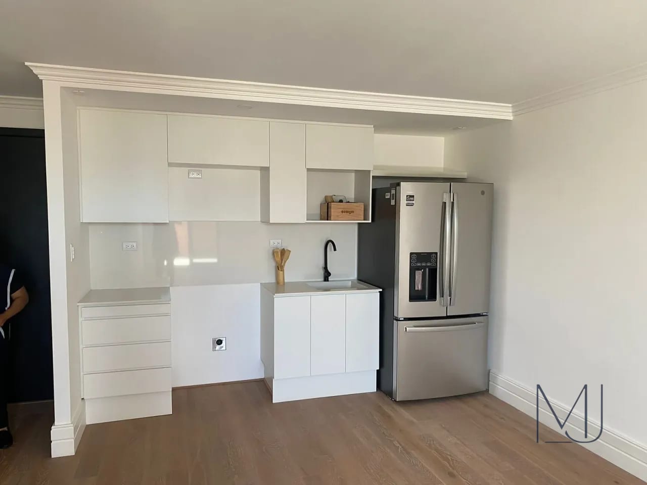 Apartamento en Alquiler / Venta | Edificio Céntrico | Zona 5 | 2 habitaciones · Terraza · Pet friendly — Apartamento en Venta en Céntrico, Zona 5, Guatemala, Ciudad — foto 2 de 10
