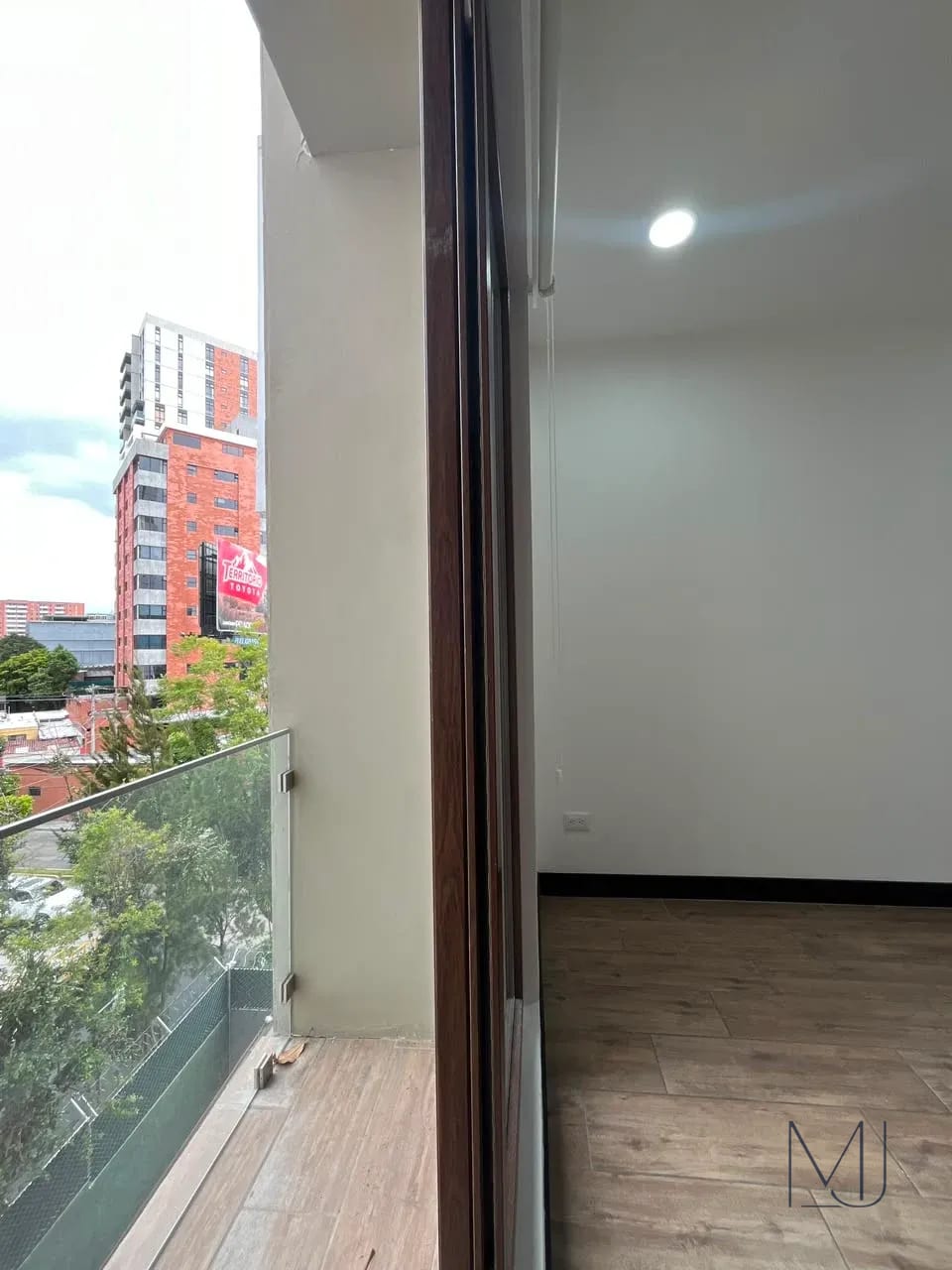 Apartamento en Renta | Marqués de Oakland | Zona 10 | 3 habitaciones — Apartamento en Alquiler en Marques de Oakland, Zona 10, Guatemala, Ciudad — foto 9 de 15